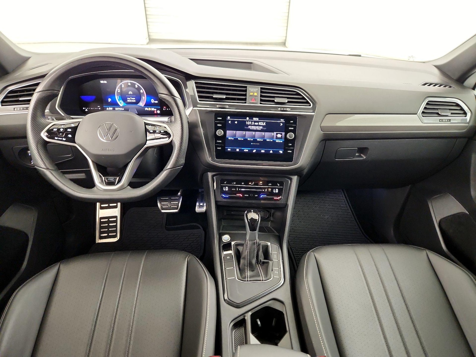 Apple CarPlay® & Android Auto™