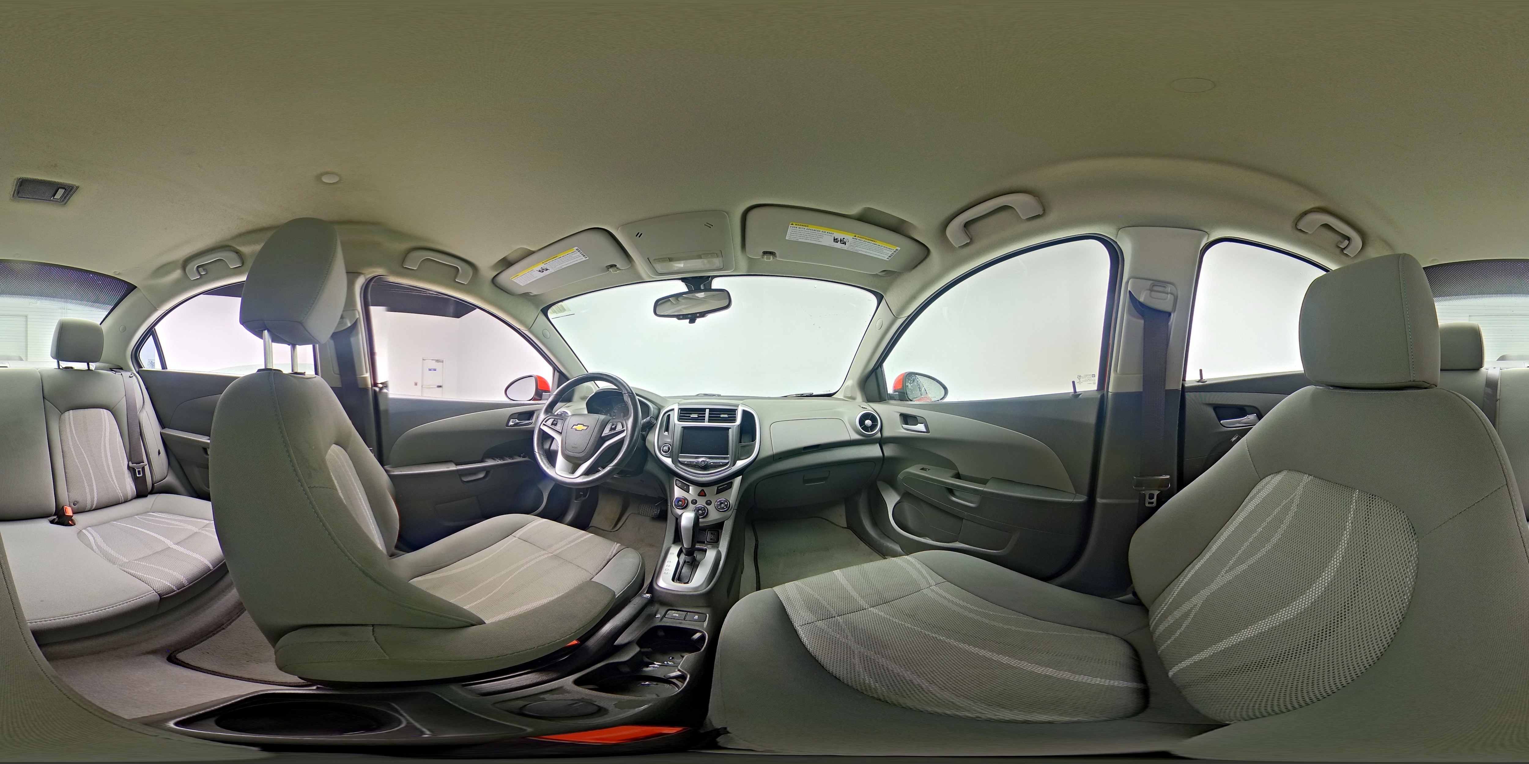 2020 Chevrolet Sonic LT - Photo 24