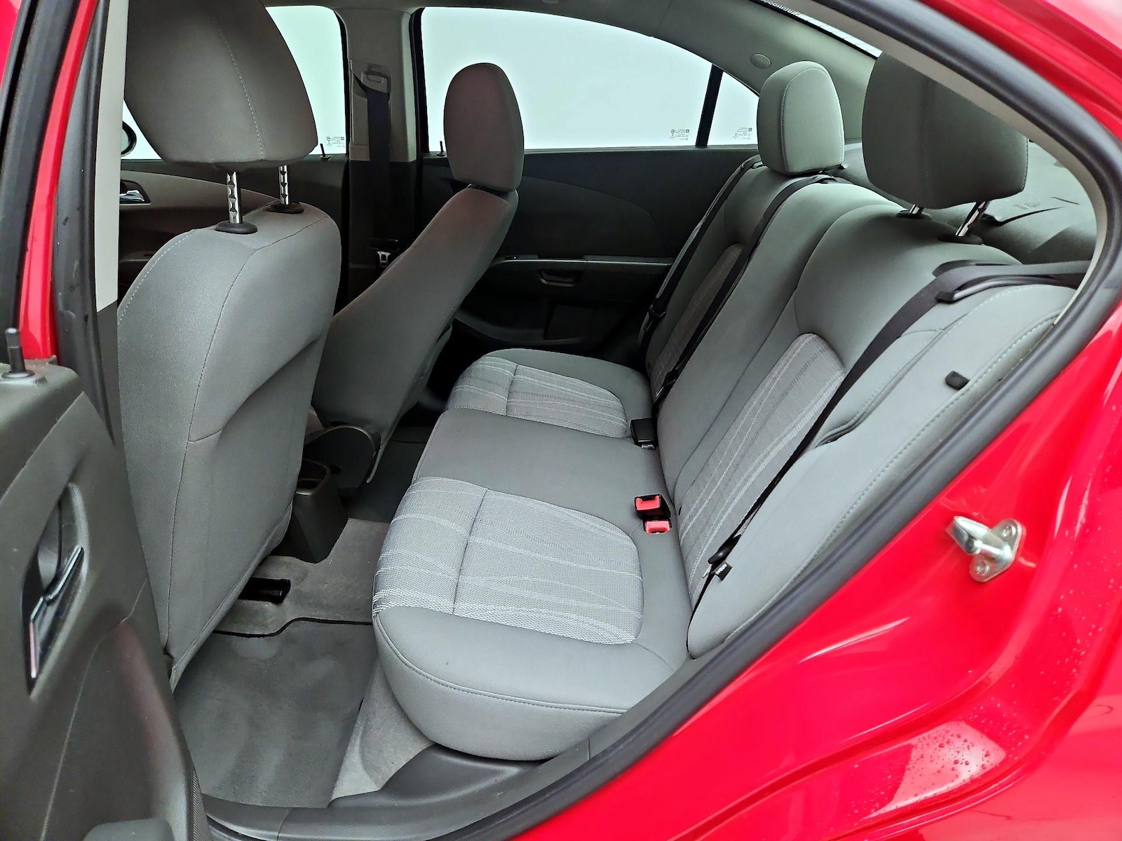 2020 Chevrolet Sonic LT - Photo 20