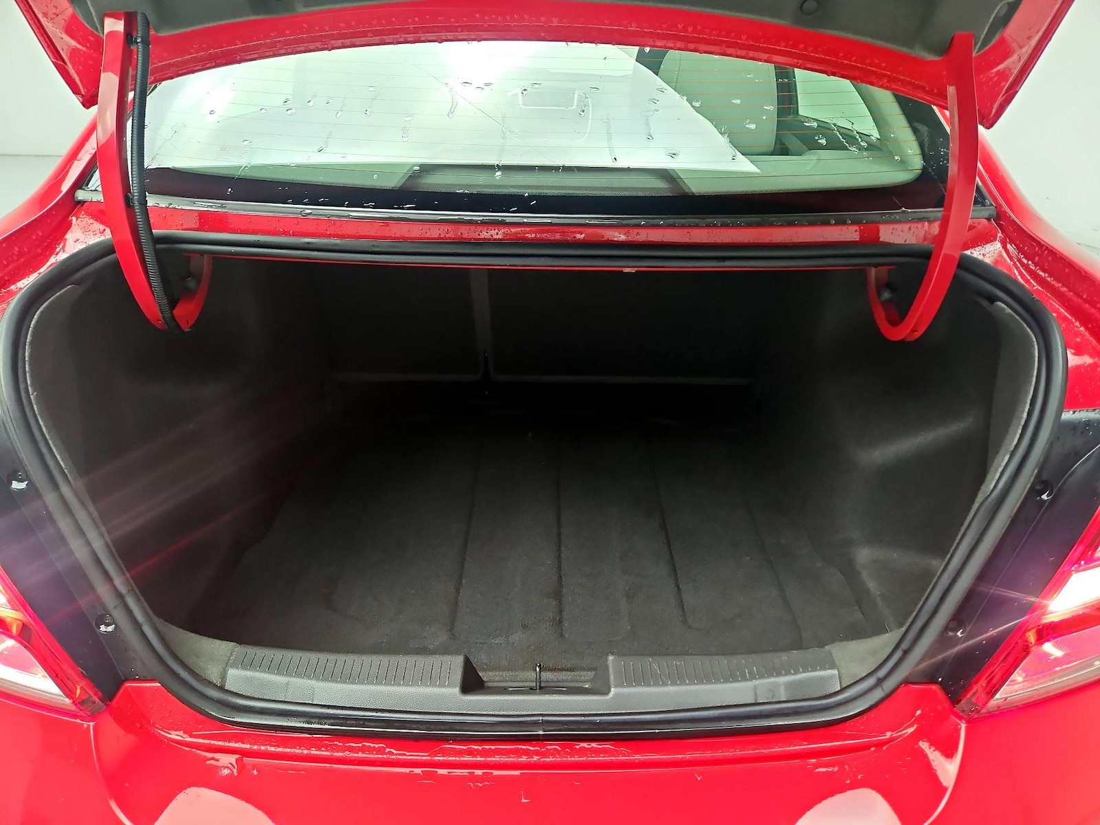 2020 Chevrolet Sonic LT - Photo 21