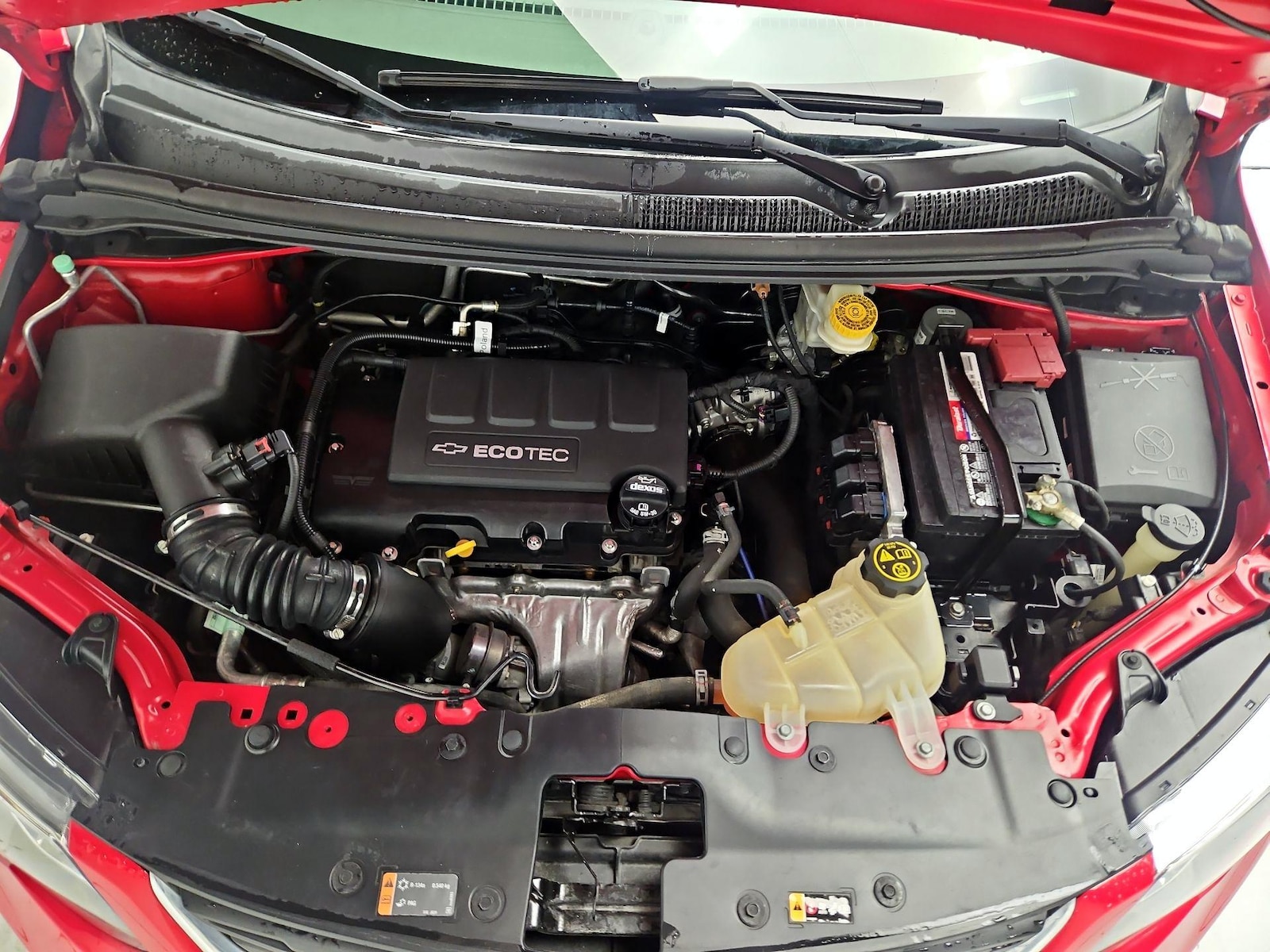 2020 Chevrolet Sonic LT - Photo 22