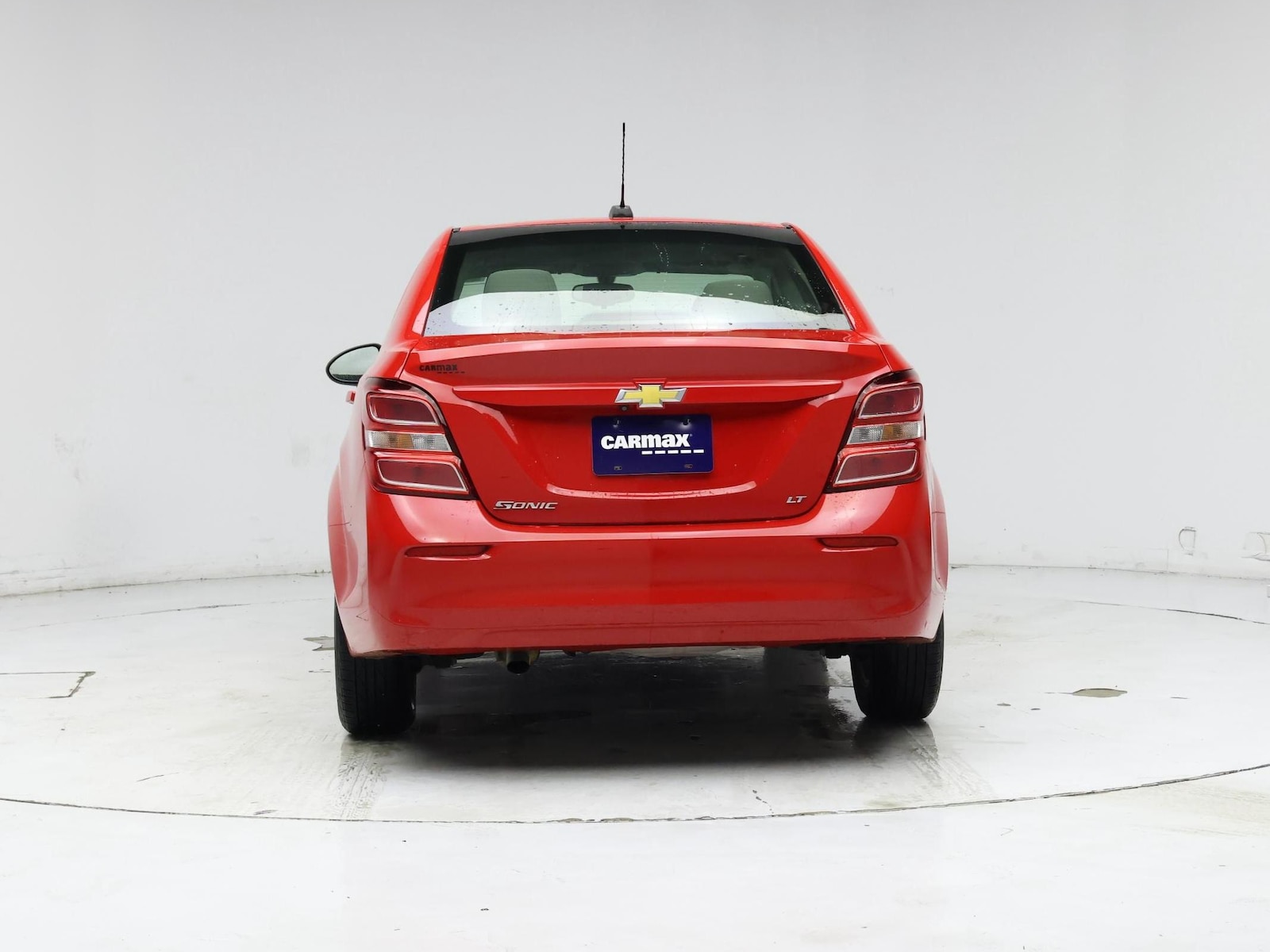 2020 Chevrolet Sonic LT - Photo 7