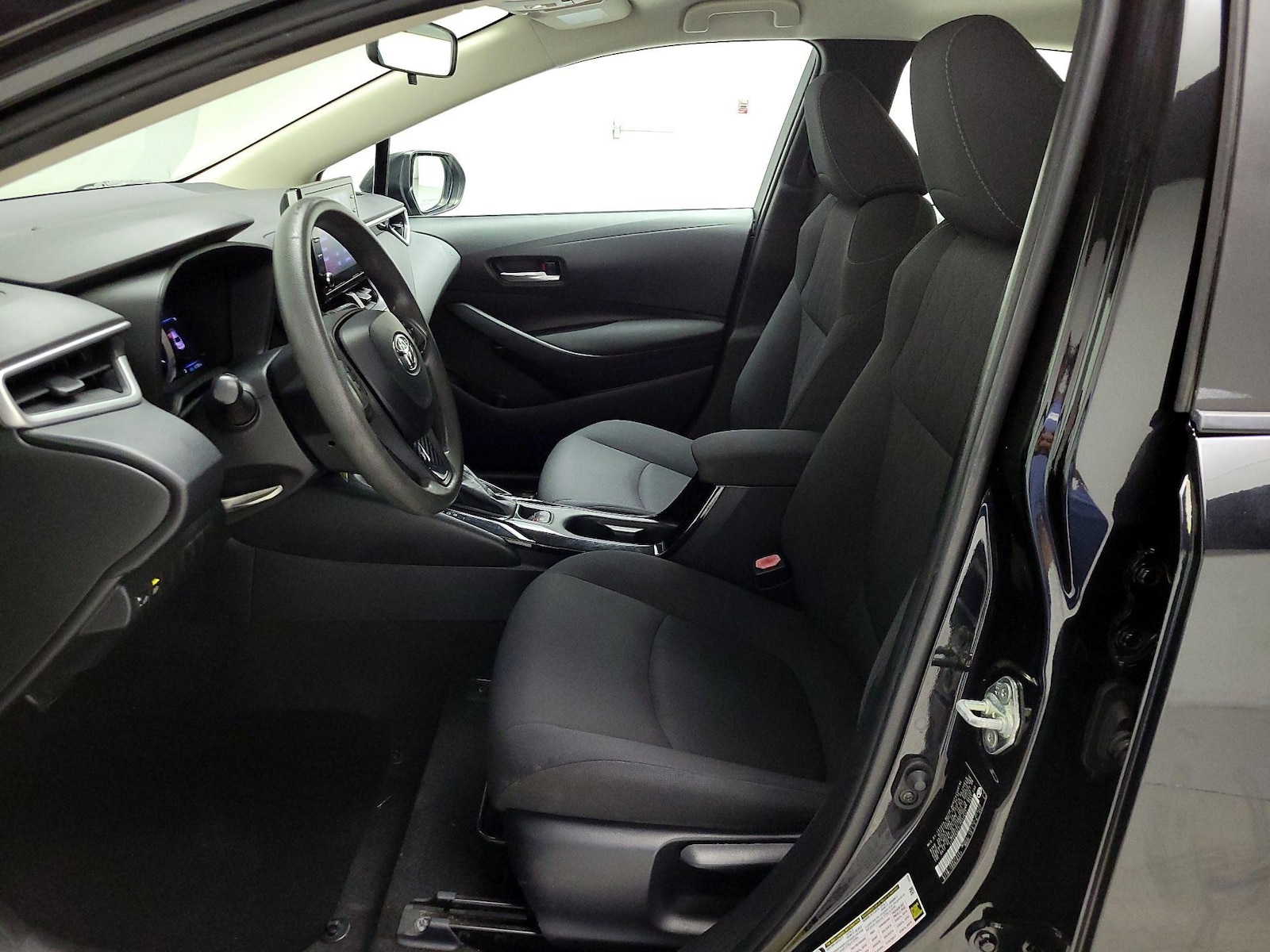 2020 Toyota Corolla LE - Photo 12
