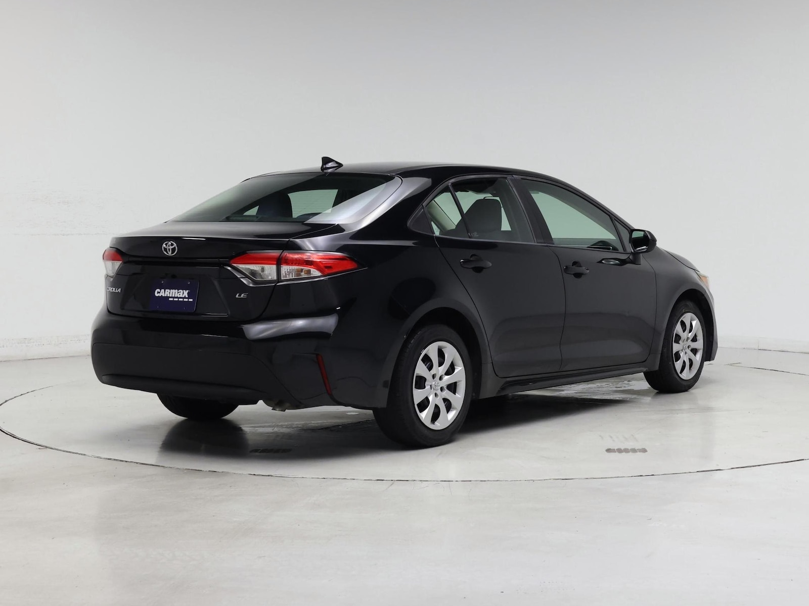 2020 Toyota Corolla LE - Photo 9