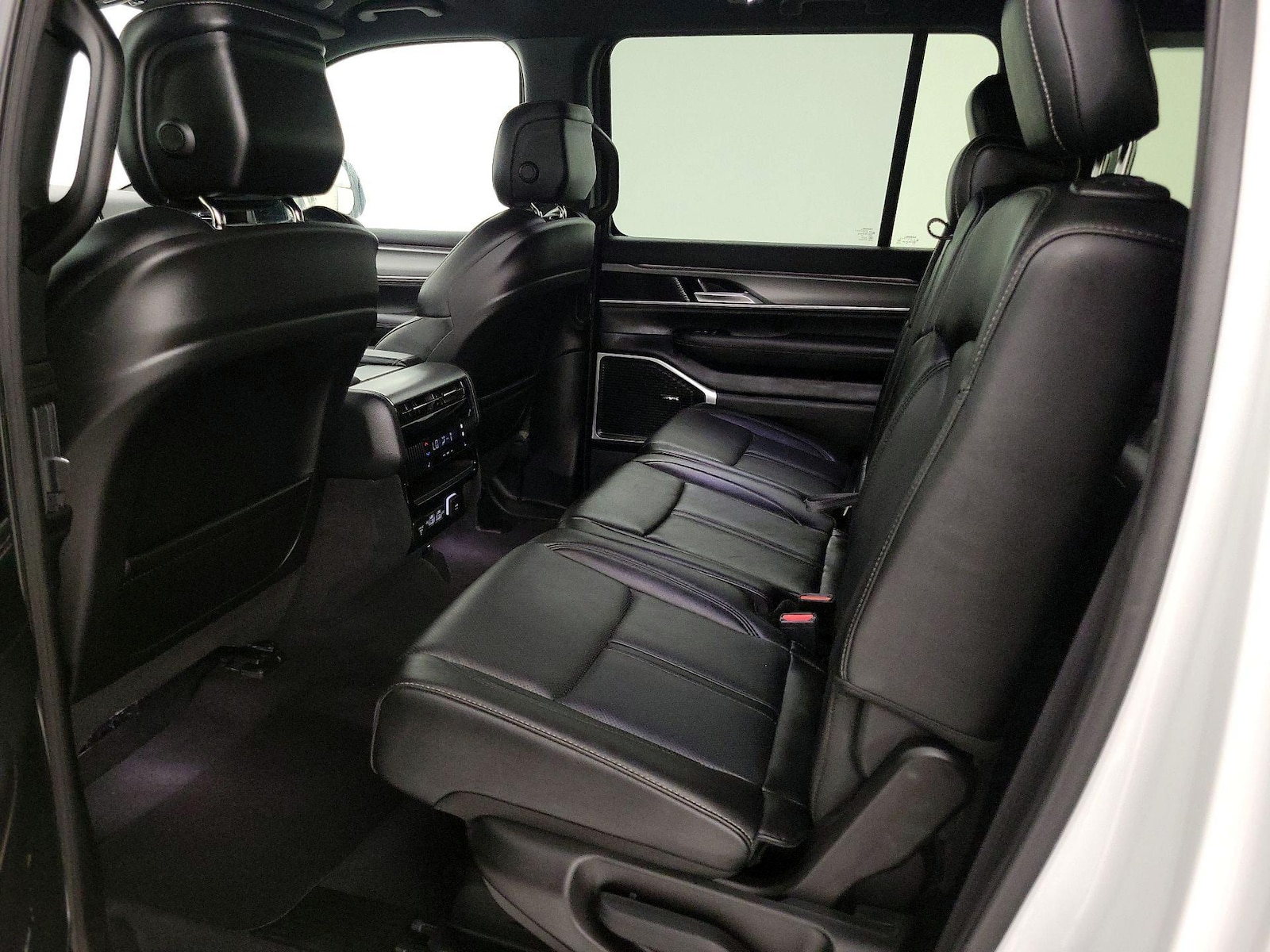 Rear Air Conditioning