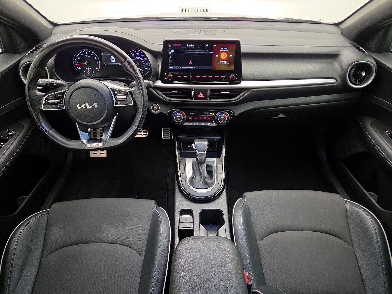 Apple CarPlay® & Android Auto™