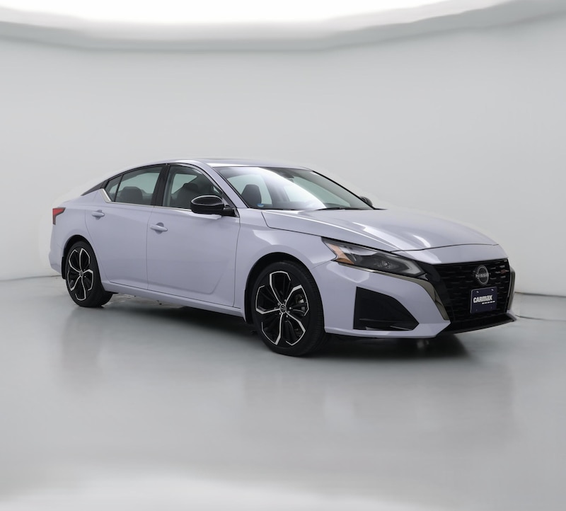 2024 Nissan Altima SR
