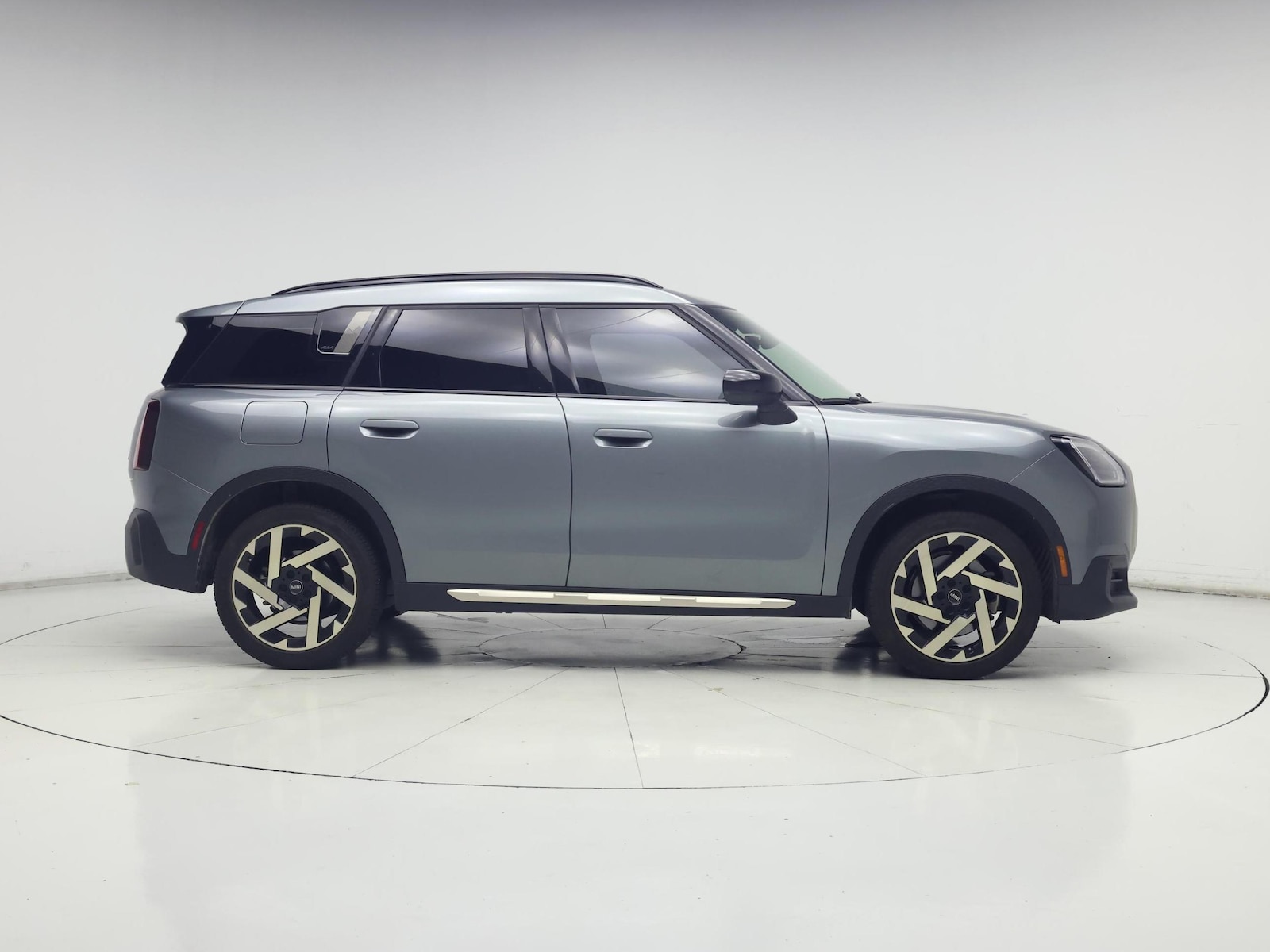 2025 MINI Countryman S - Photo 8