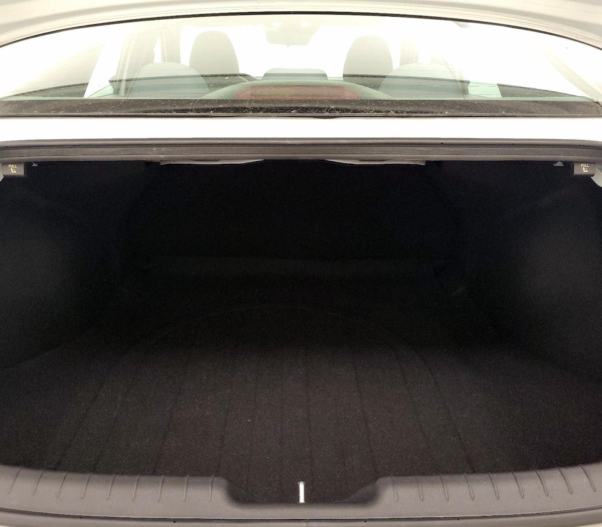 Trunk/Cargo (Seats Up)
