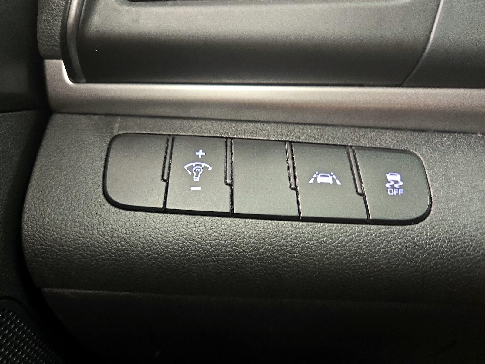 2020 Hyundai Elantra SE - Photo 14