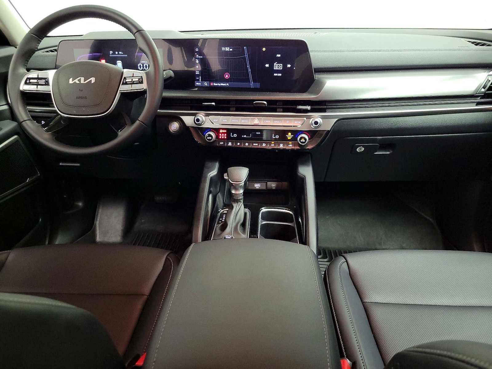 Apple CarPlay® & Android Auto™