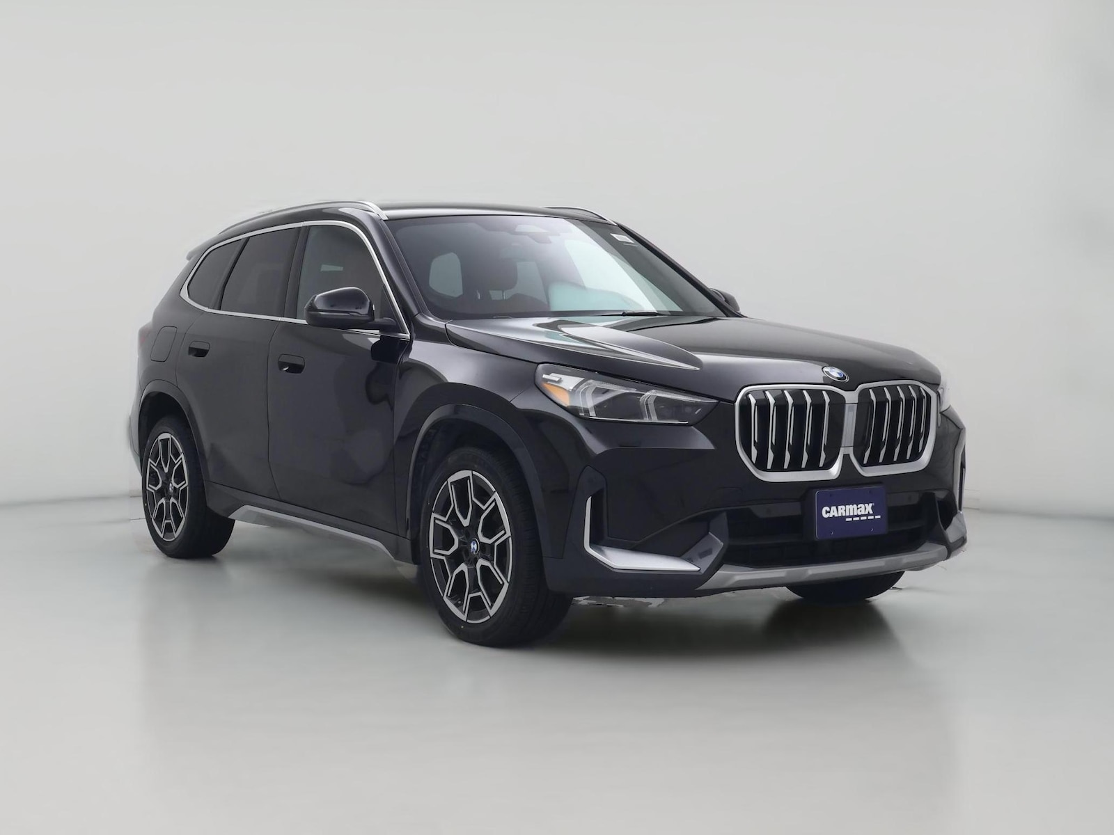 2025 BMW X1 28i