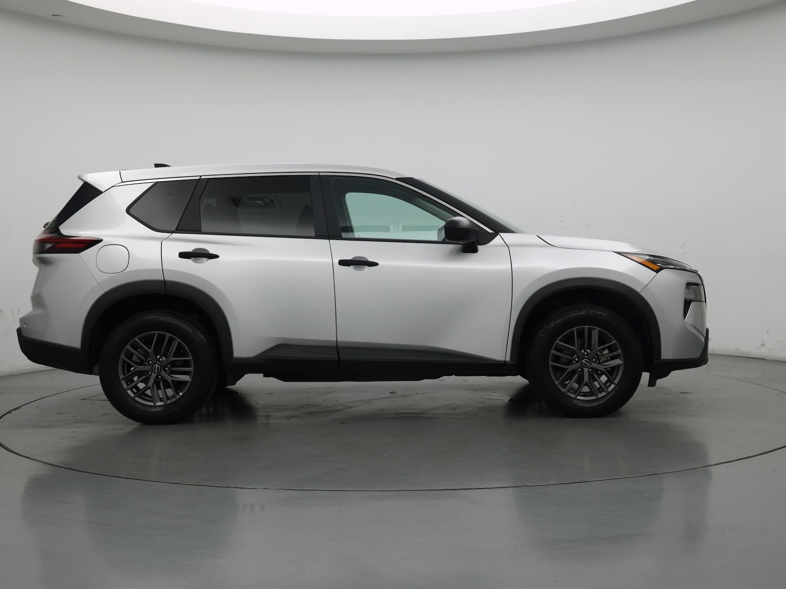 2024 Nissan Rogue S - Photo 8