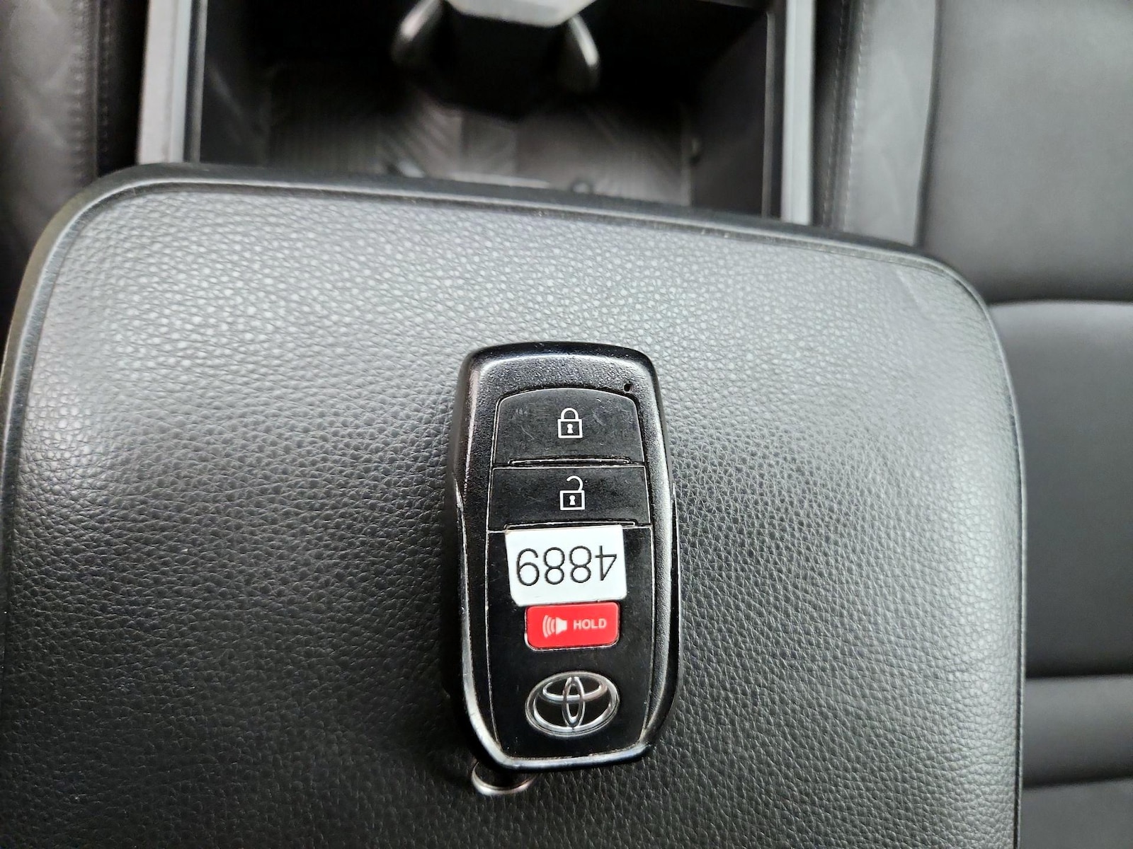 2025 Toyota Tacoma SR - Photo 22