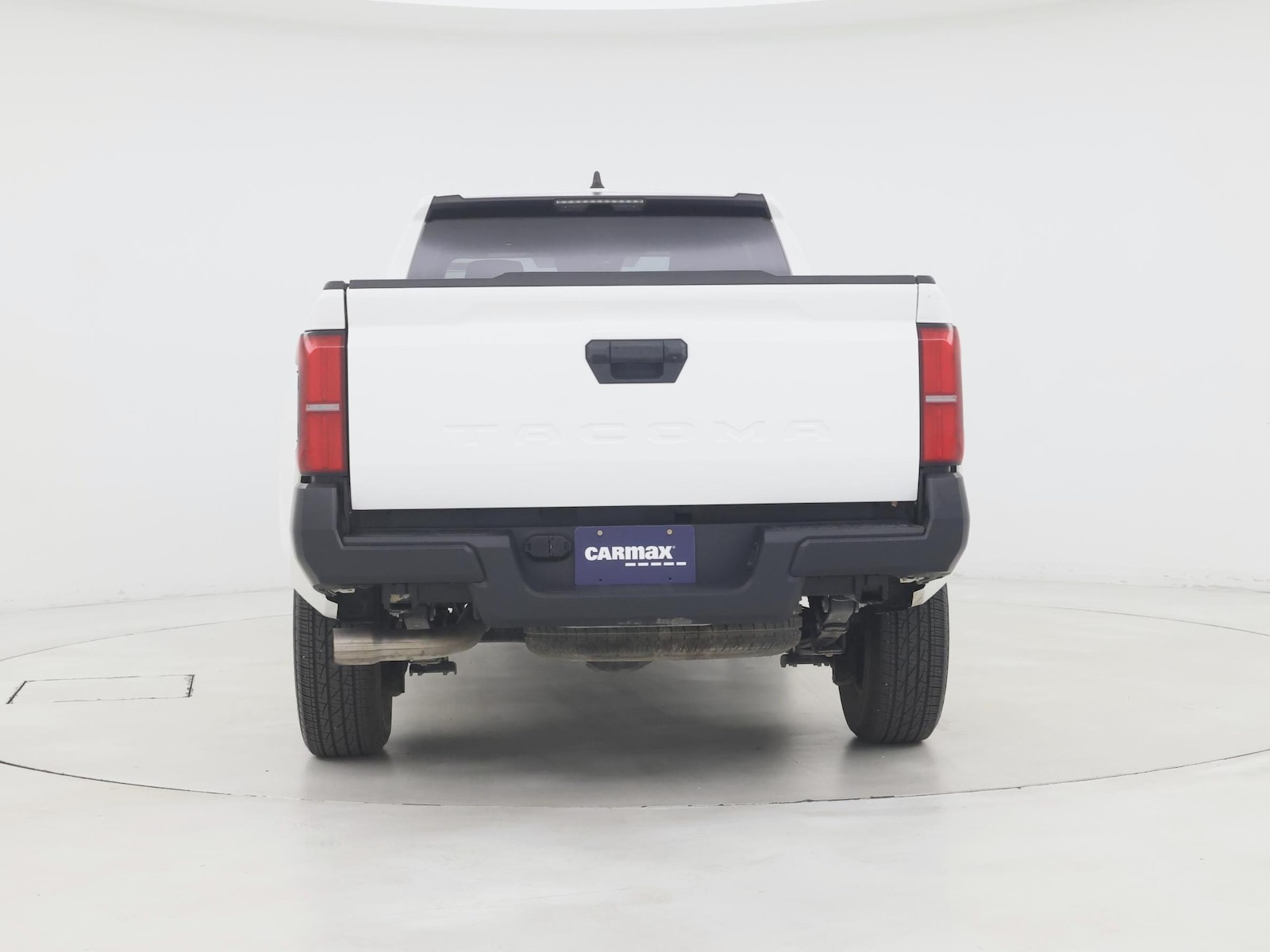 2025 Toyota Tacoma SR - Photo 7