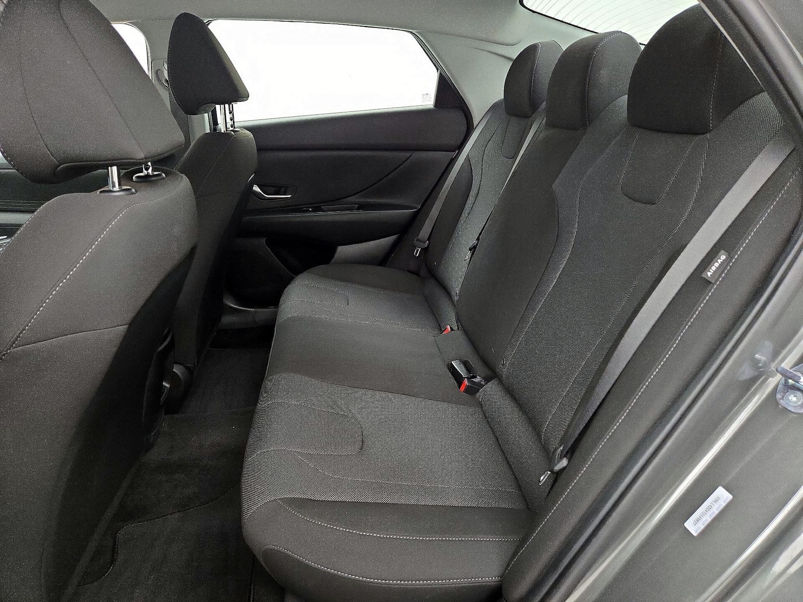 2026 Hyundai Elantra SE - Photo 22