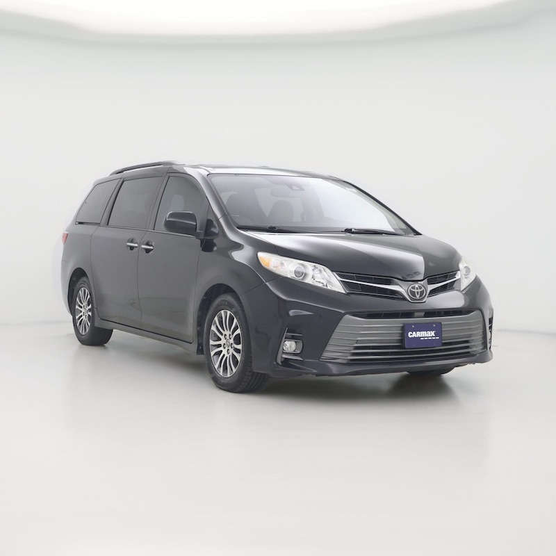2019 Toyota Sienna XLE