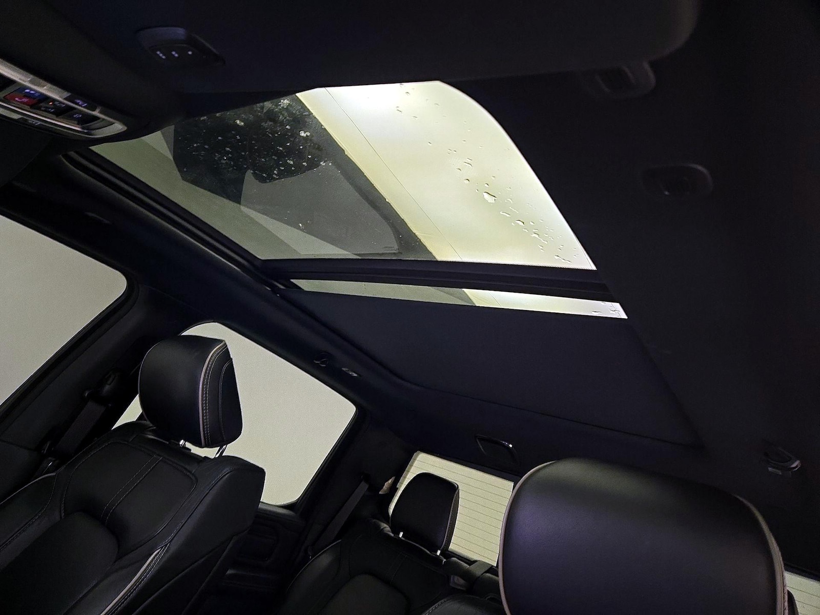 Panoramic Sunroof