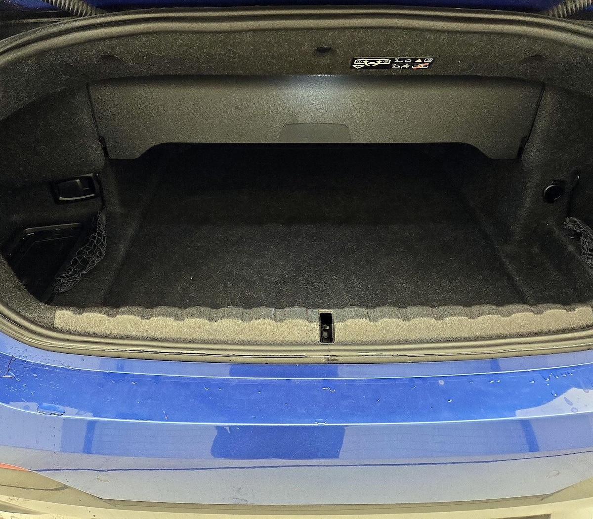 Trunk/Cargo (Seats Up)