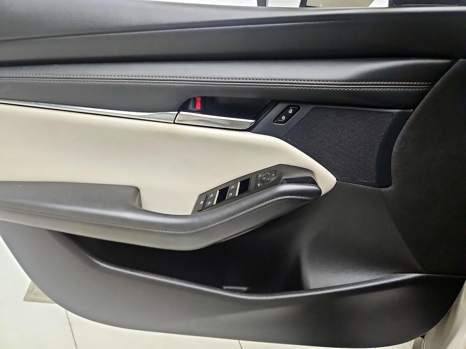 2025 Mazda Mazda3 Preferred - Photo 13