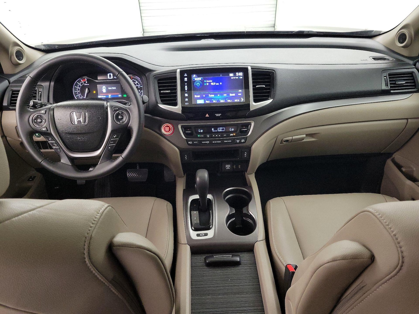 Apple CarPlay® & Android Auto™
