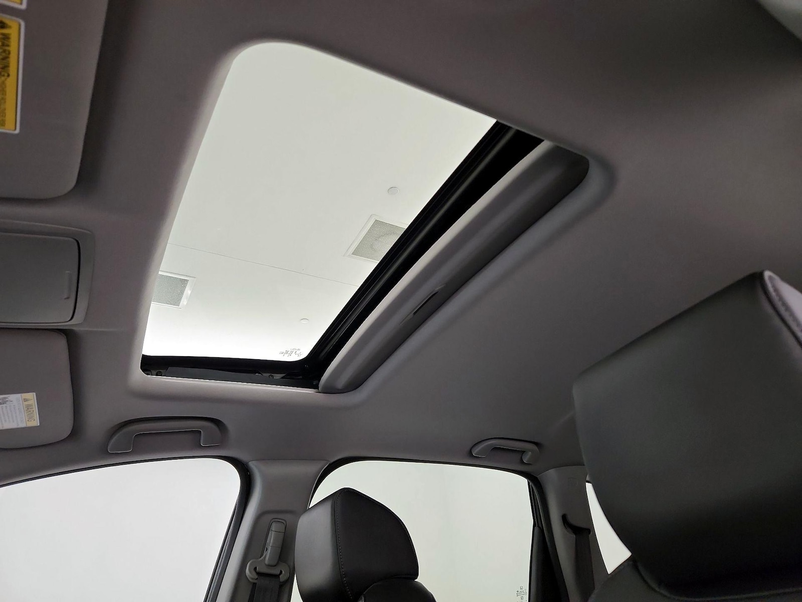 Sunroof(s) & Overhead Airbags