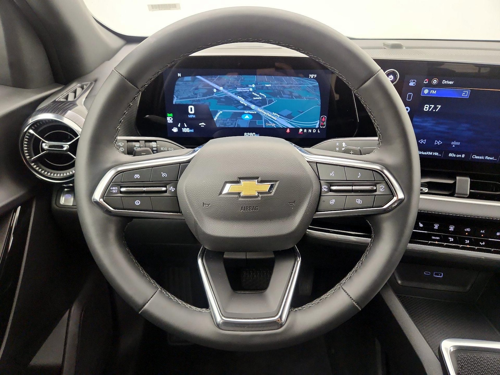 2026 Chevrolet Equinox LT - Photo 11