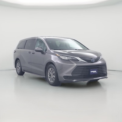 2023 Toyota Sienna Hybrid LE
