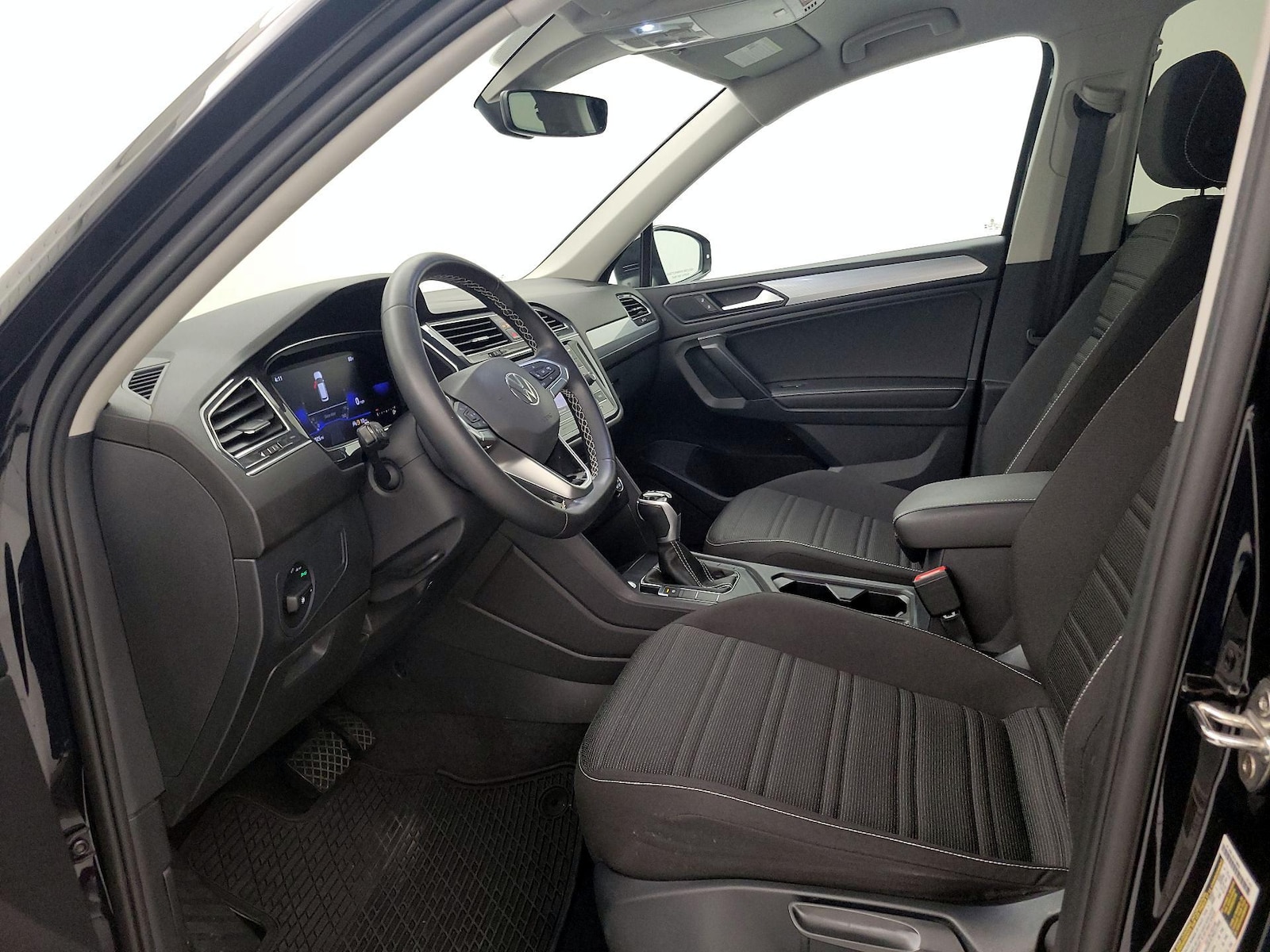 2023 Volkswagen Tiguan S - Photo 12