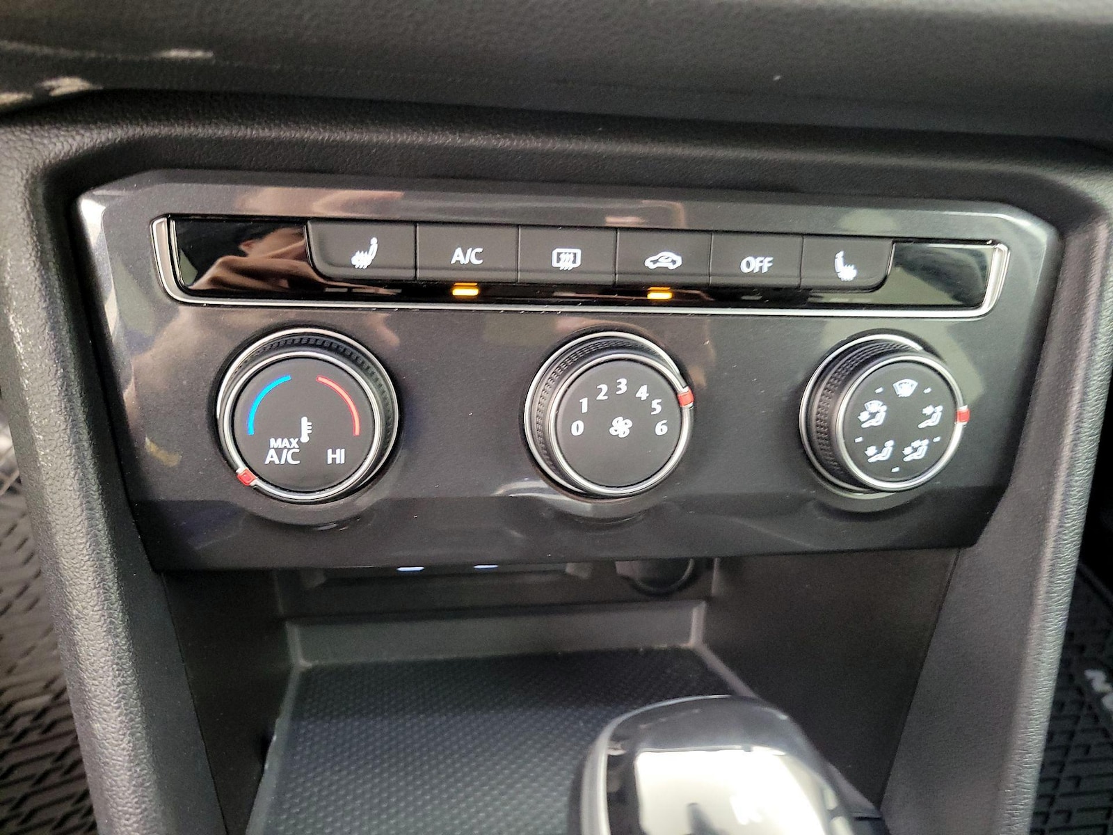 2023 Volkswagen Tiguan S - Photo 17