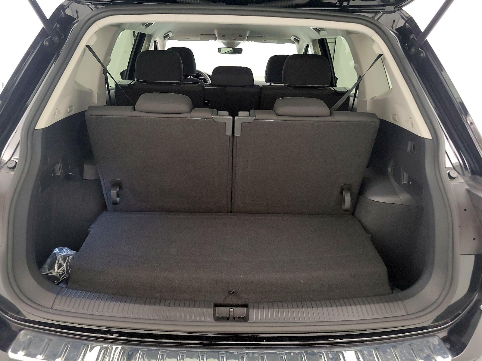 2023 Volkswagen Tiguan S - Photo 22