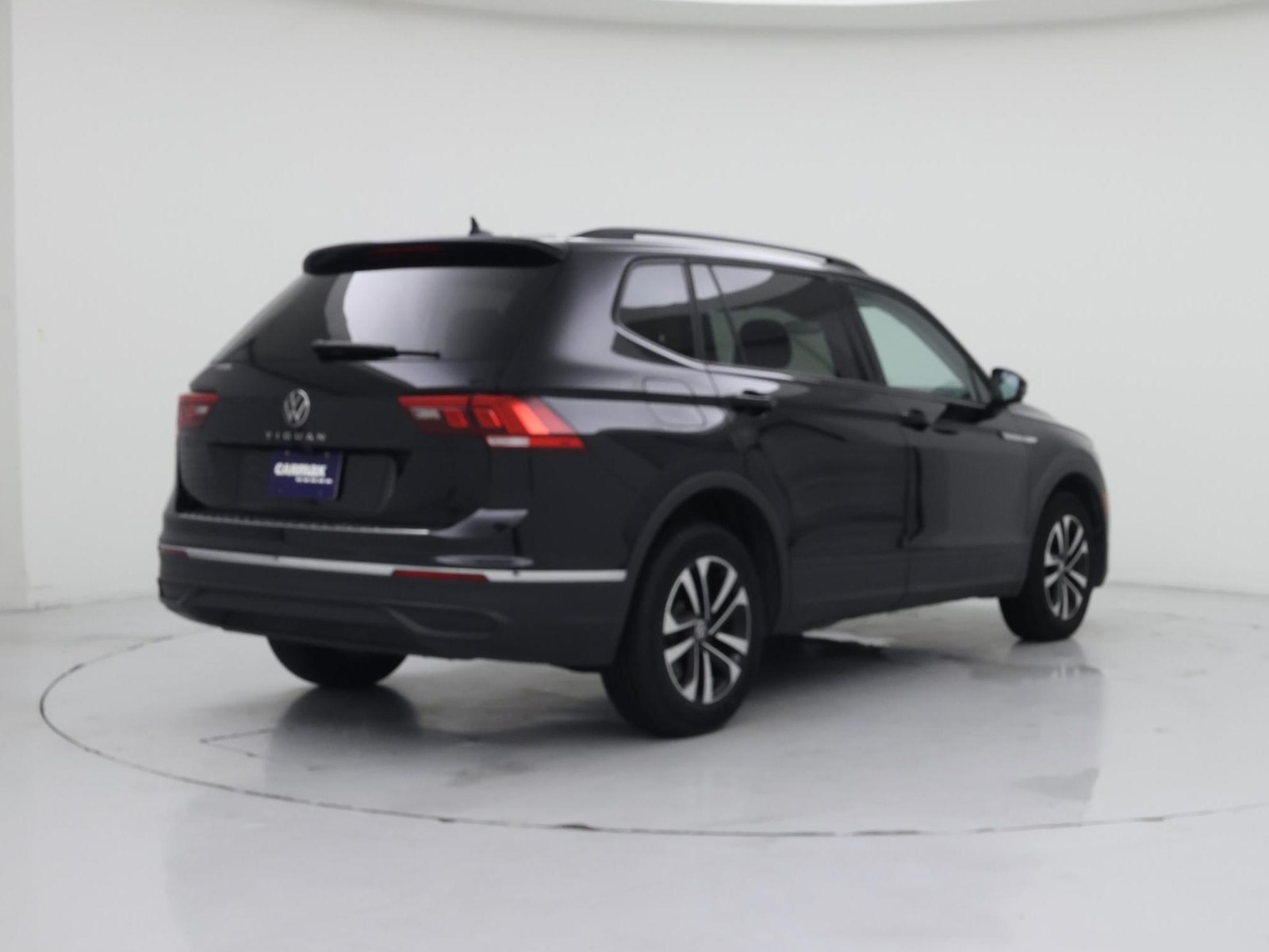 2023 Volkswagen Tiguan S - Photo 9