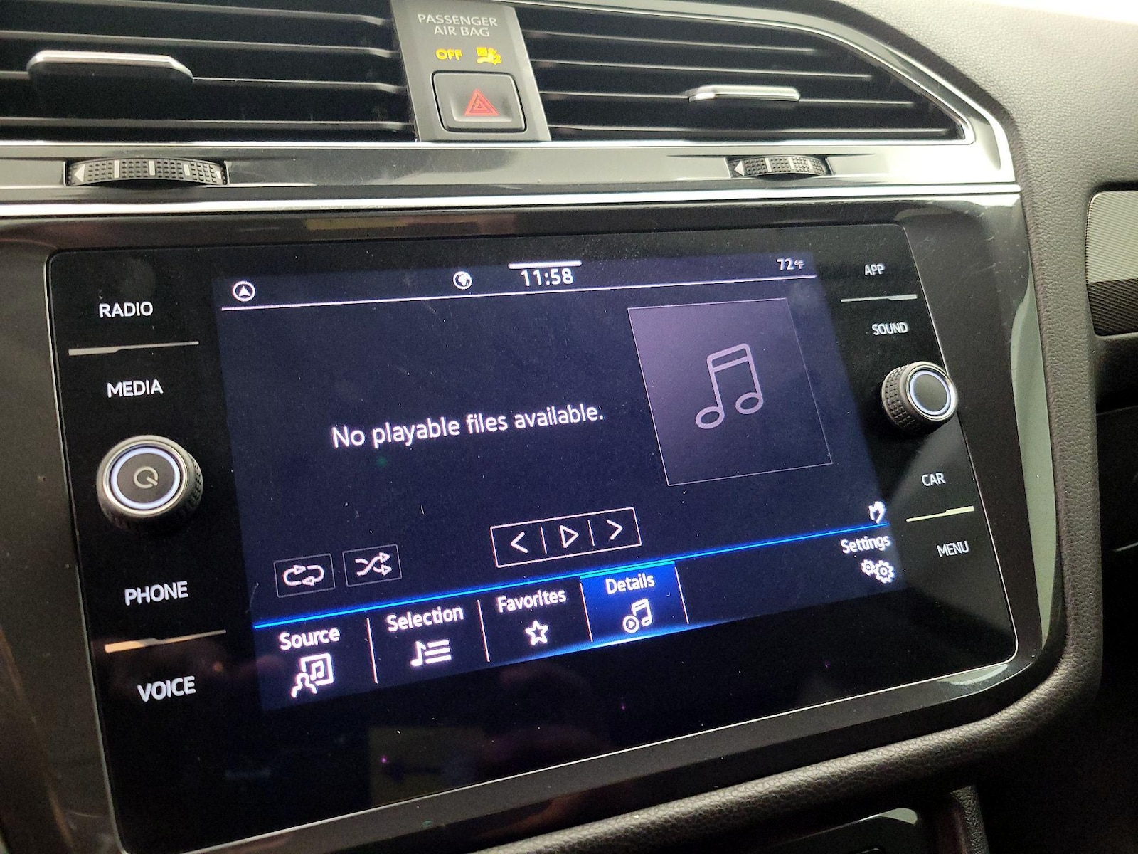 2023 Volkswagen Tiguan SE - Photo 16
