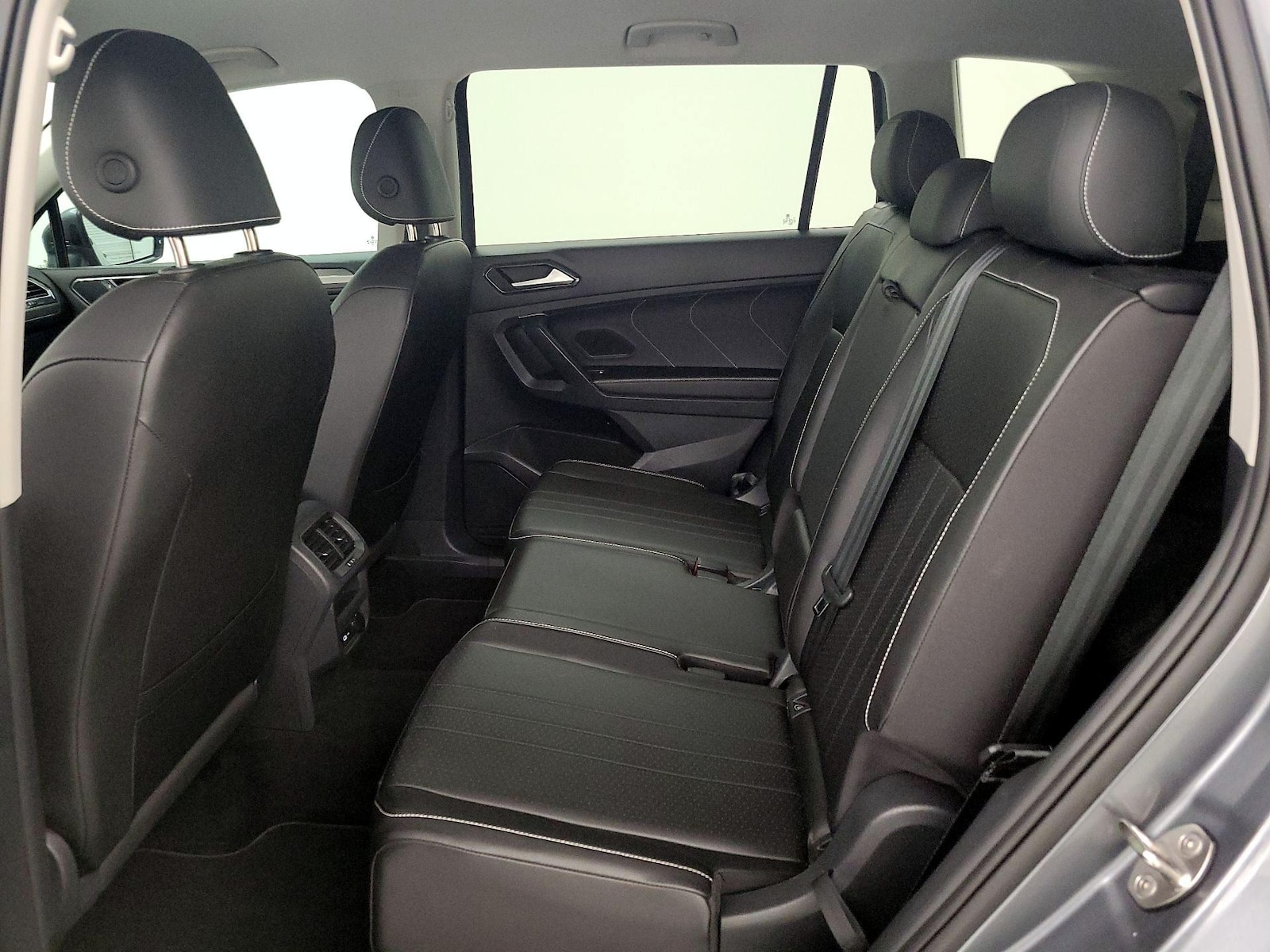2023 Volkswagen Tiguan SE - Photo 21