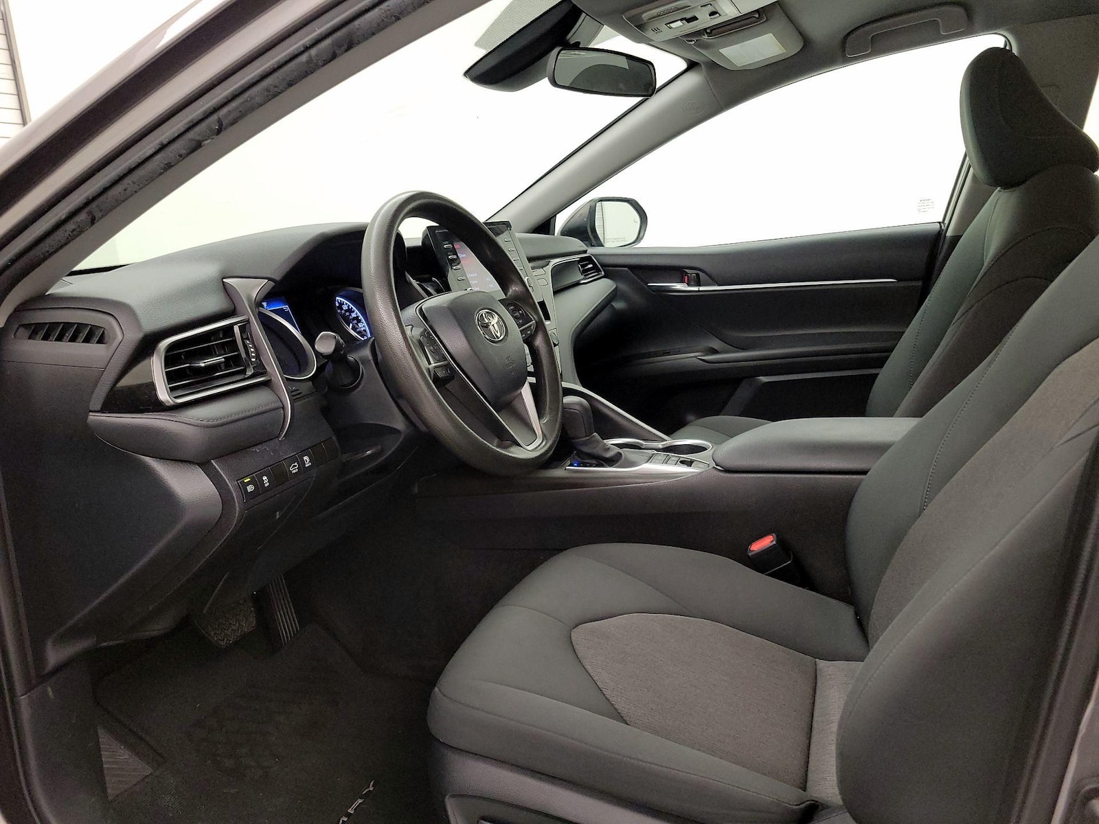 Power Seat(s) & Side Airbags