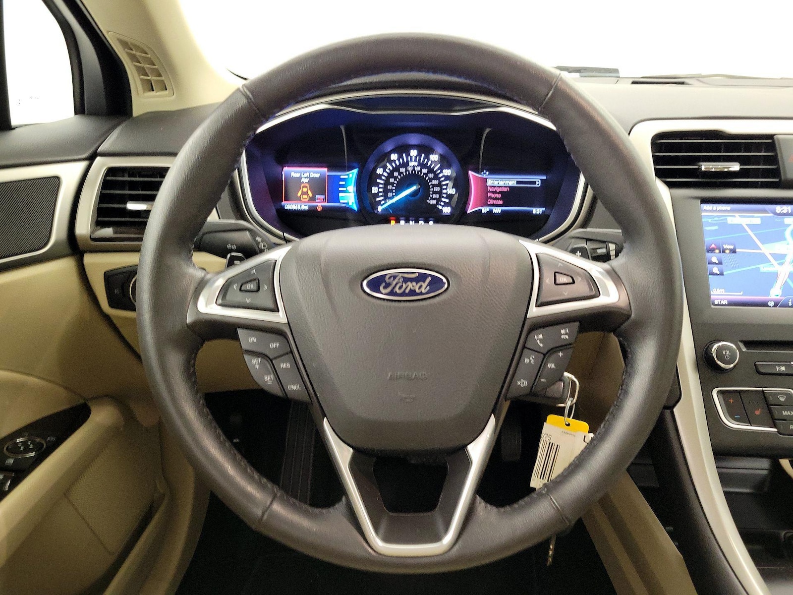 2016 Ford Fusion SE - Photo 11