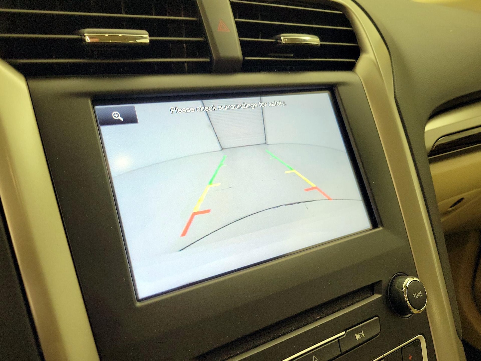2016 Ford Fusion SE - Photo 16