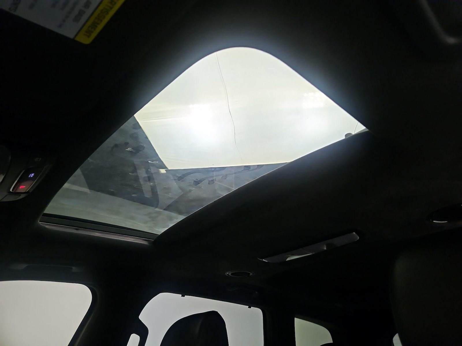 Sunroof(s) & Skylight(s)