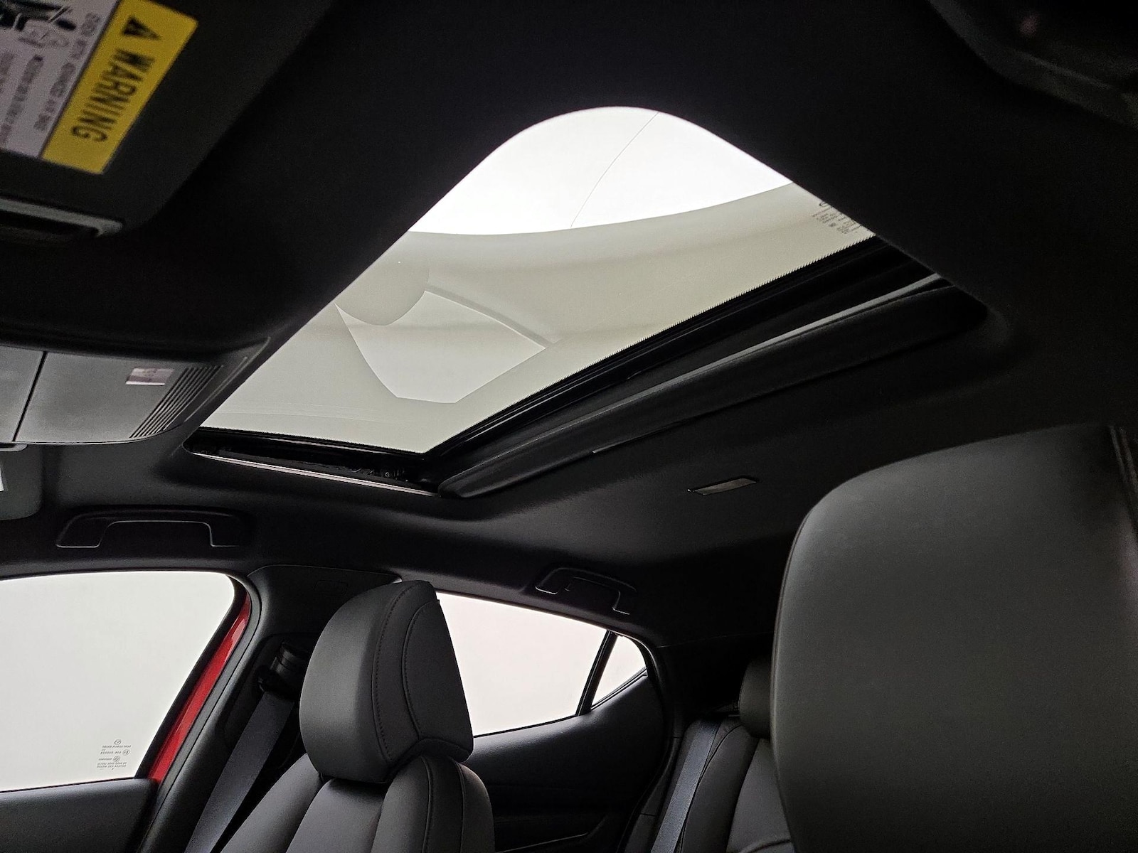 Sunroof(s) & Overhead Airbags