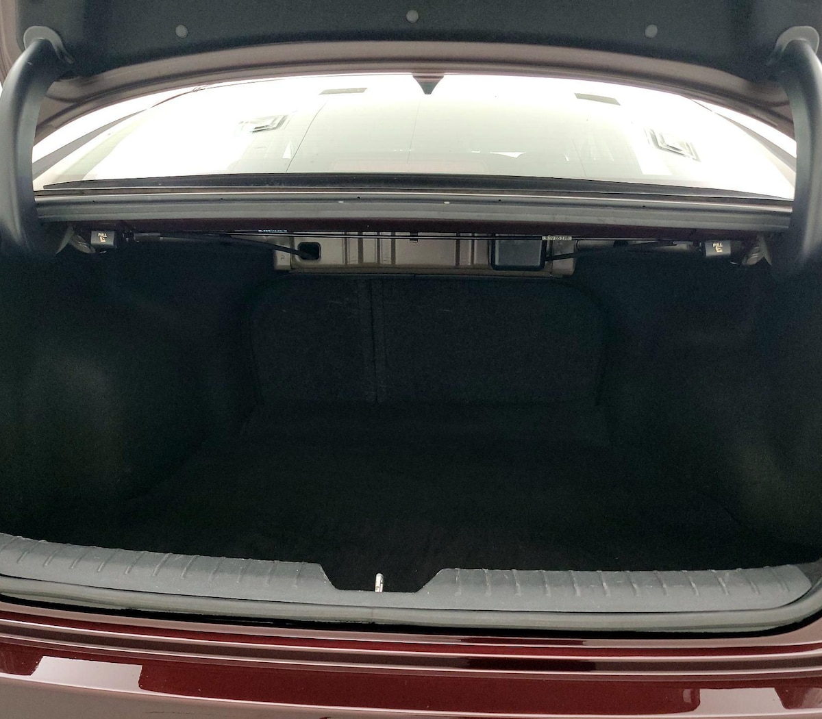 Trunk/Cargo (Seats Up)
