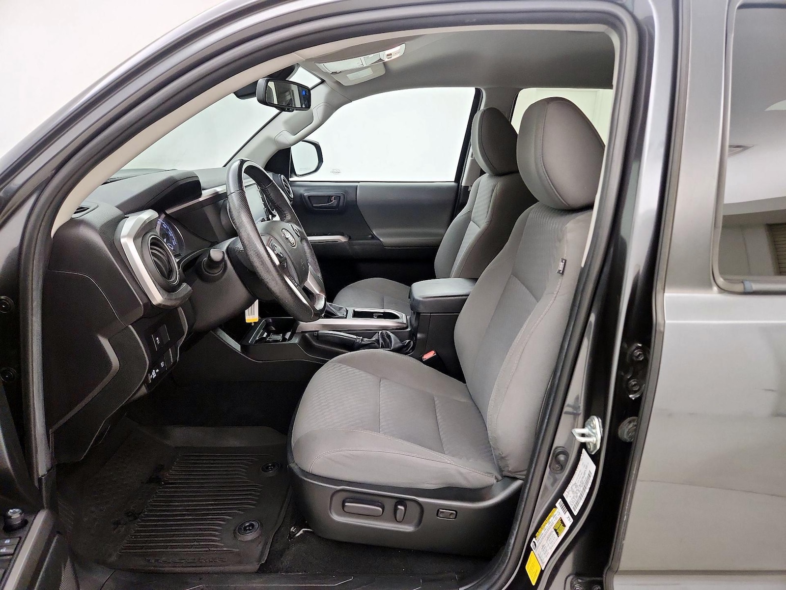Power Seat(s) & Side Airbags