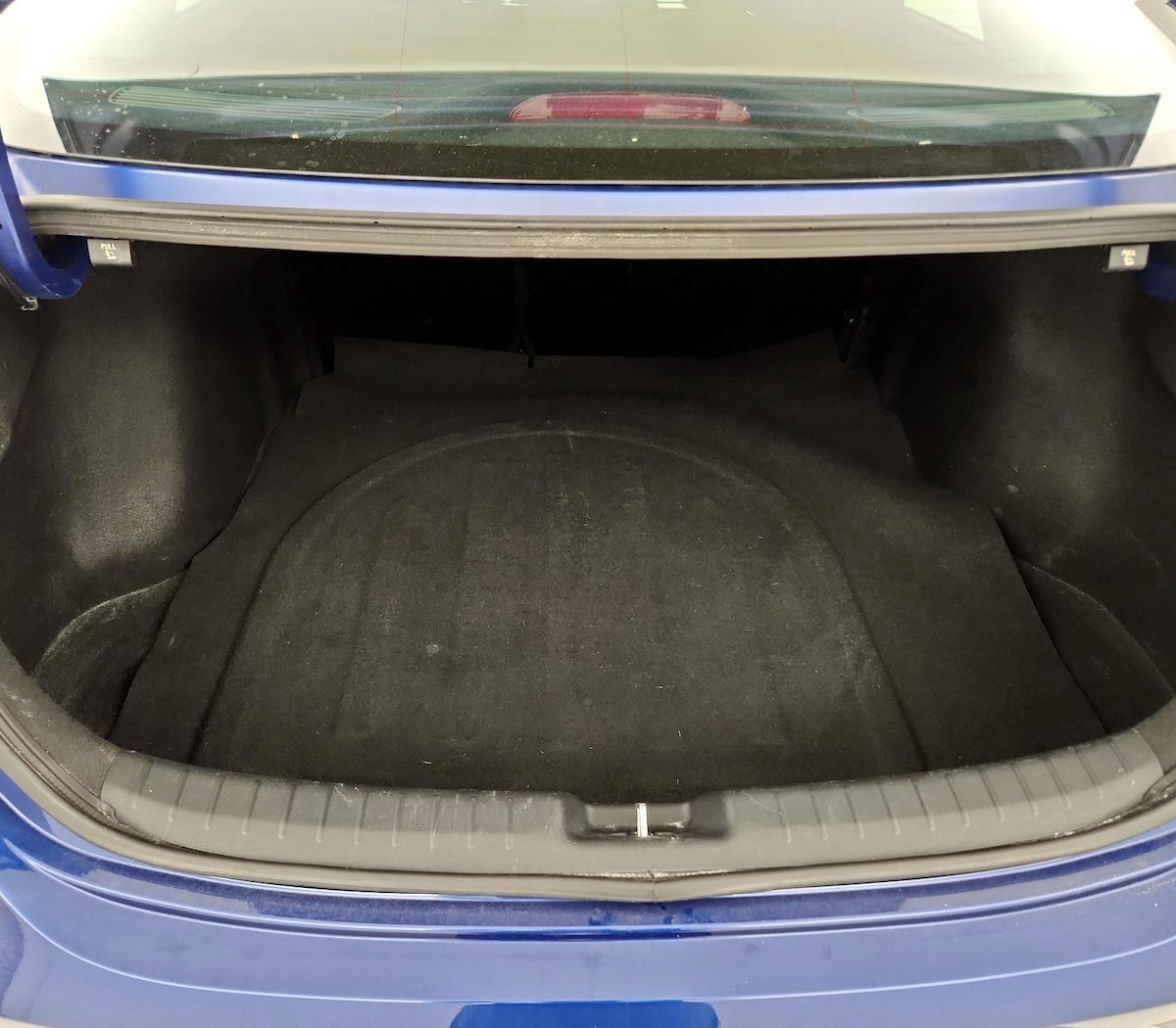 Trunk/Cargo (Seats Up)