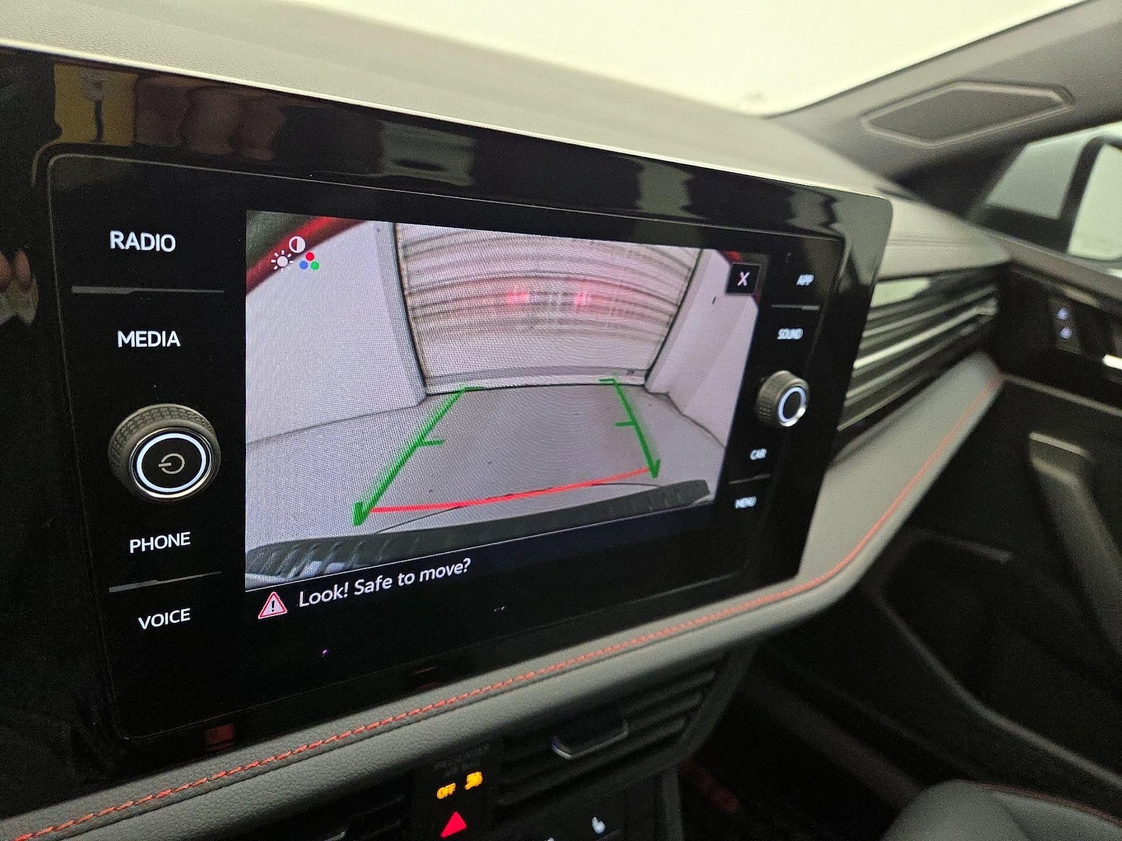 2025 Volkswagen Jetta GLI Autobahn - Photo 15
