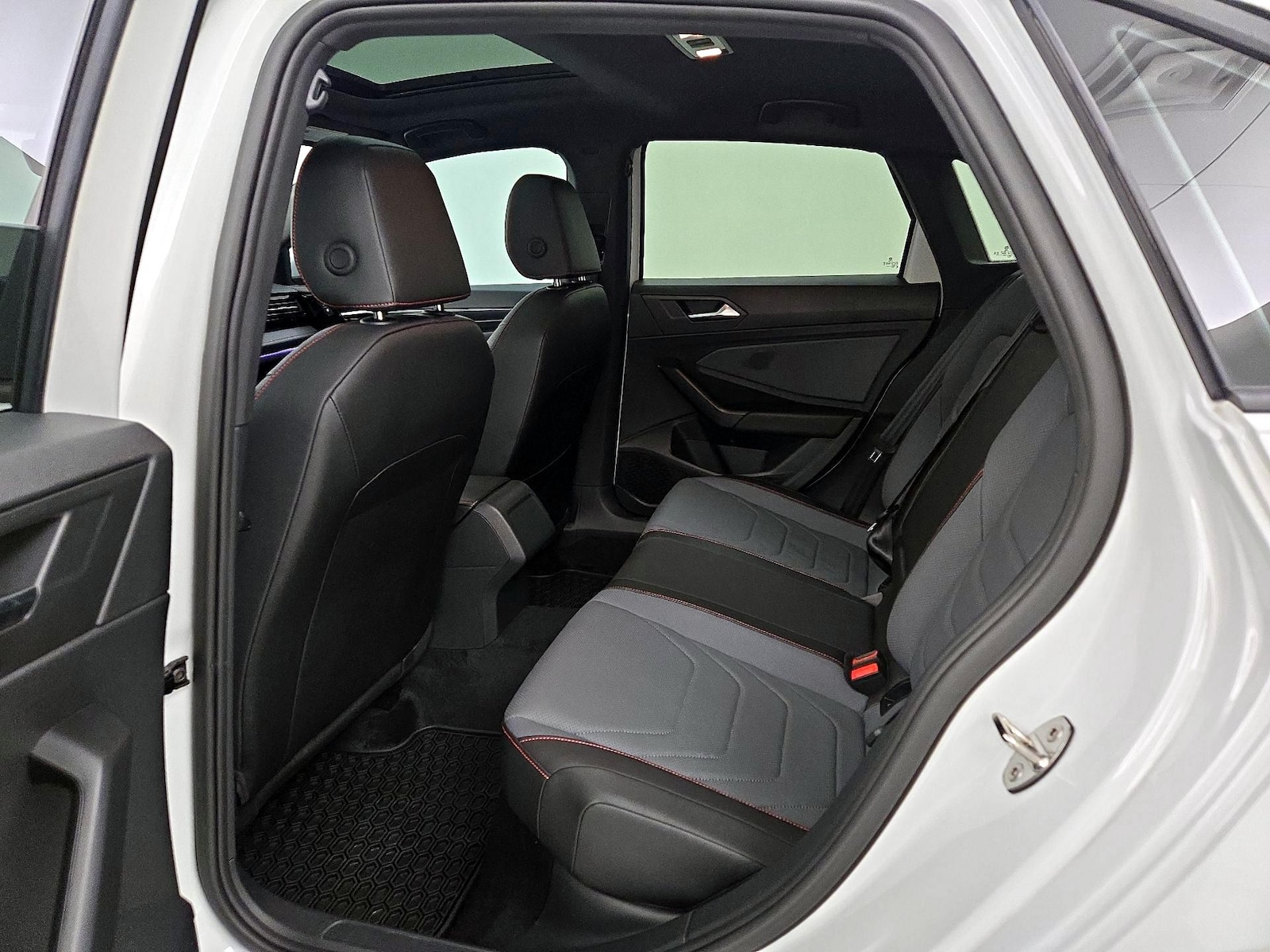 2025 Volkswagen Jetta GLI Autobahn - Photo 21
