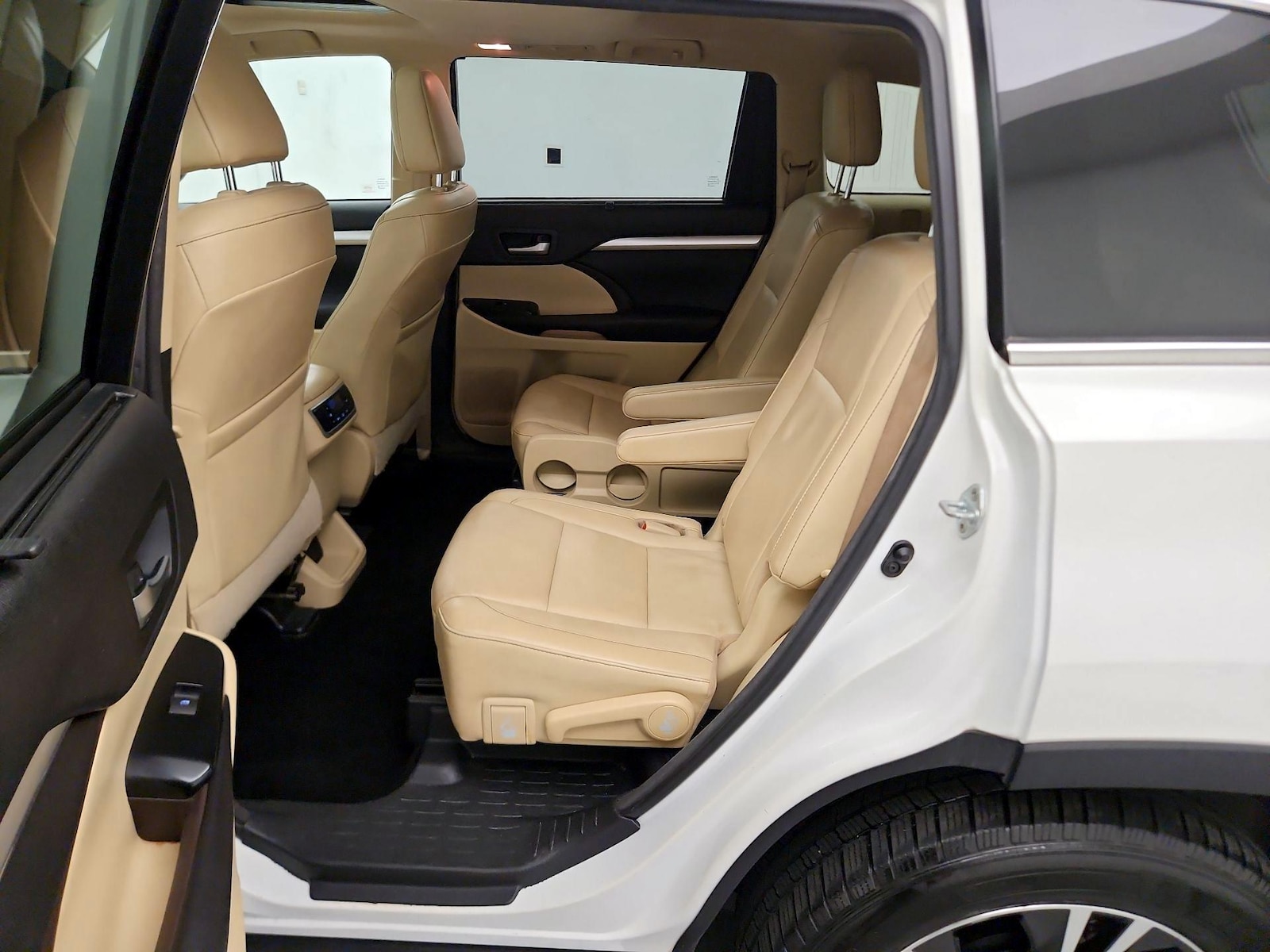 Rear Air Conditioning