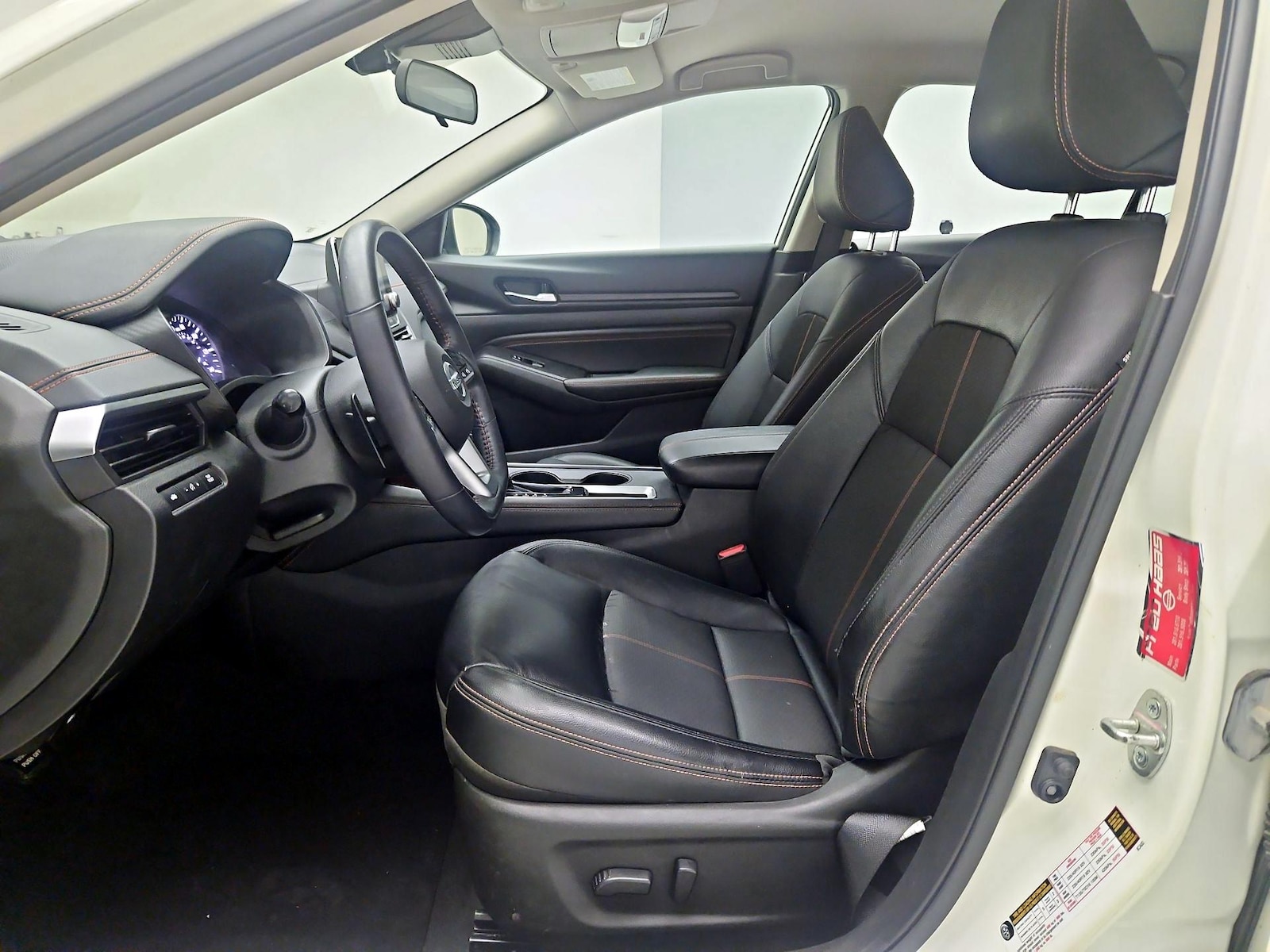 Power Seat(s) & Side Airbags