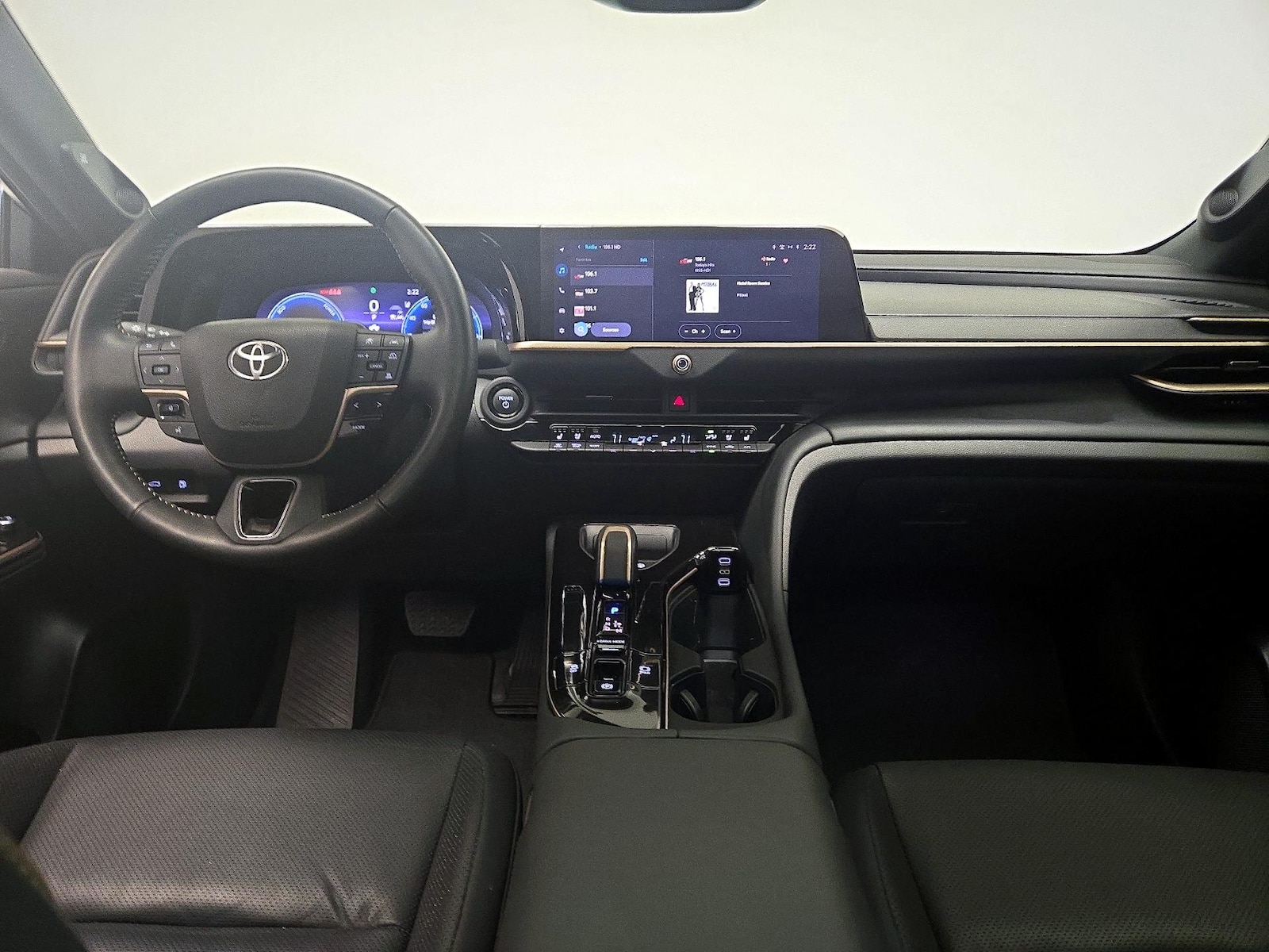 2024 Toyota Crown Platinum - Photo 10