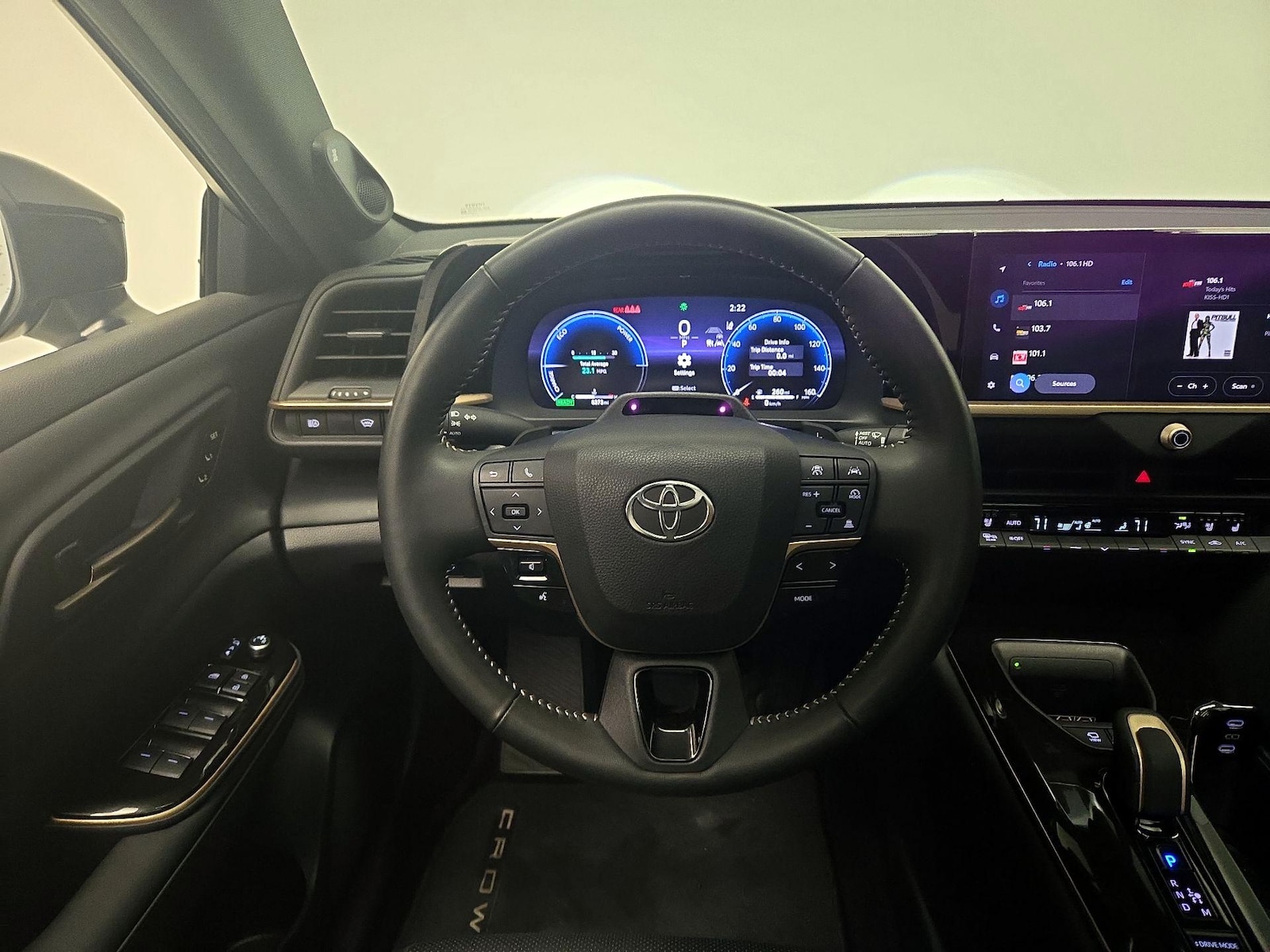 2024 Toyota Crown Platinum - Photo 11
