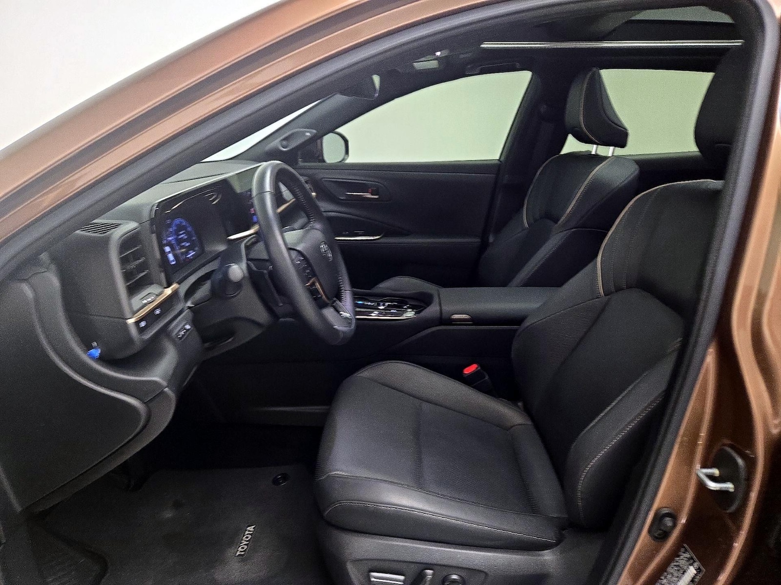 2024 Toyota Crown Platinum - Photo 12