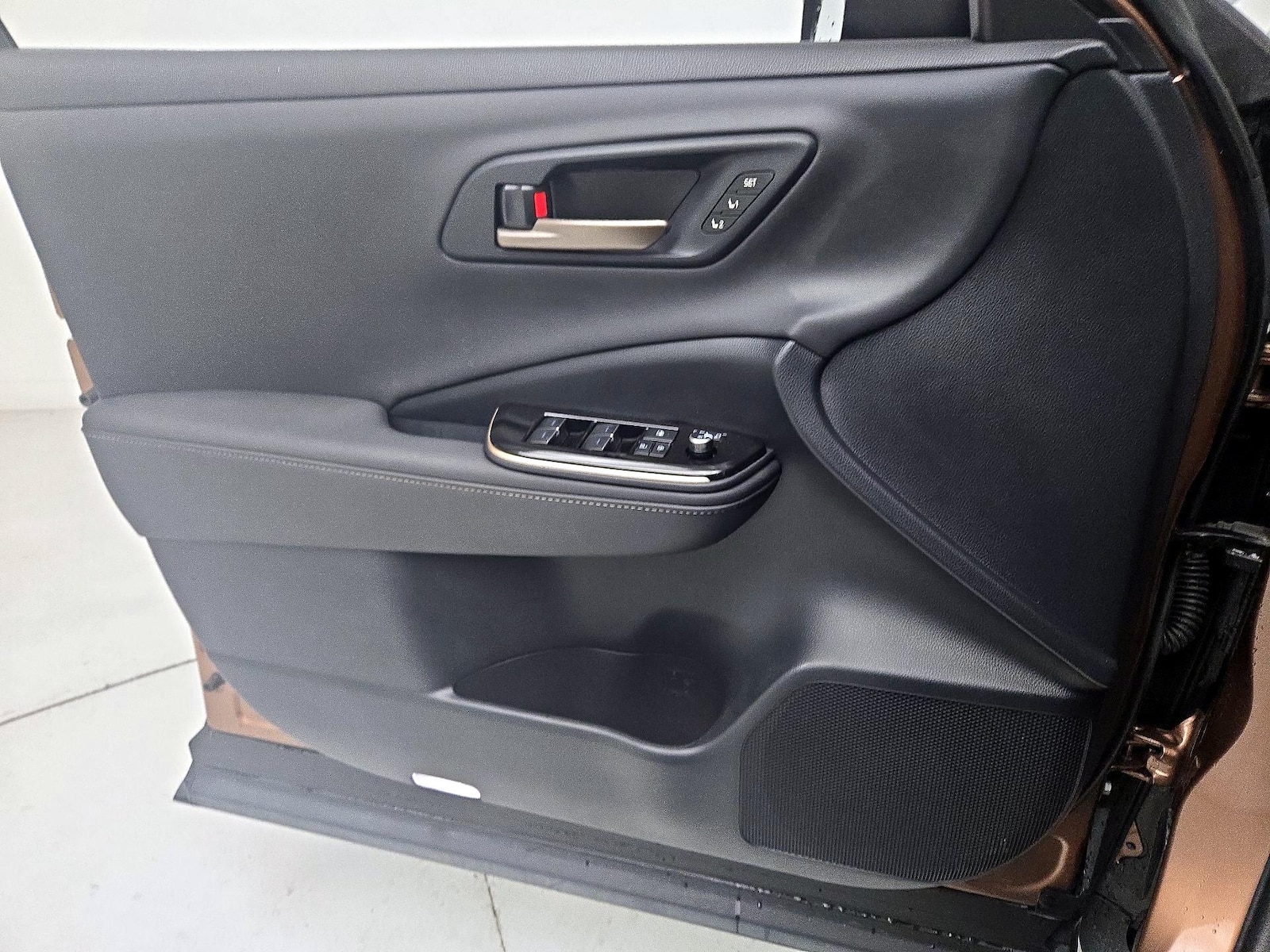 2024 Toyota Crown Platinum - Photo 13
